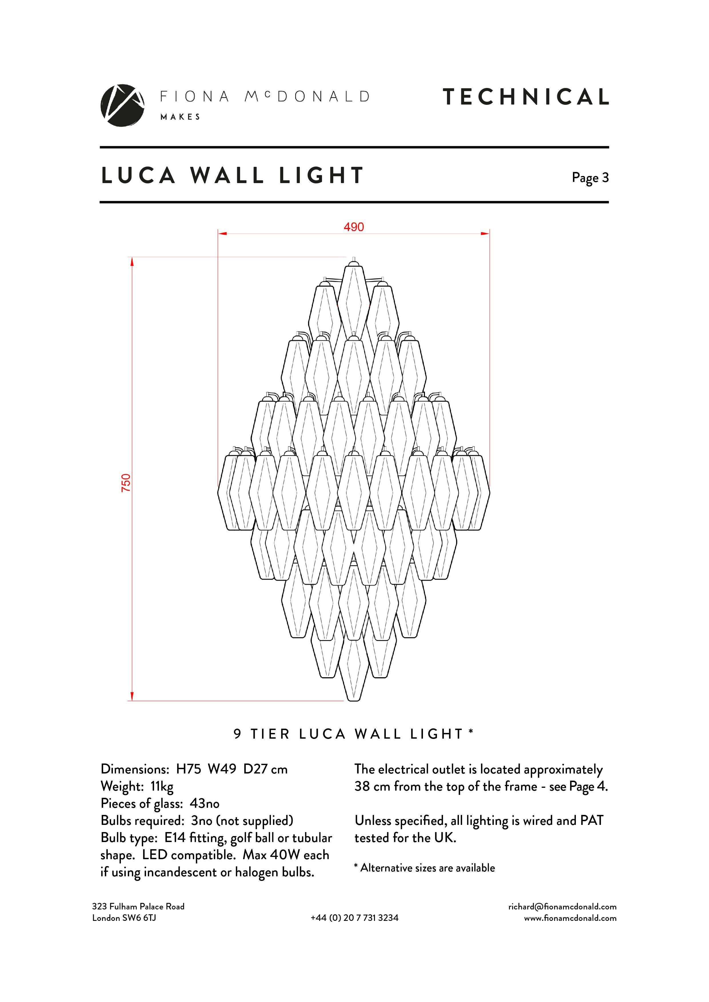 Luca Wall Light - Bespoke - Range of Polyhedron Murano Glass Colours im Zustand „Neu“ im Angebot in London, GB