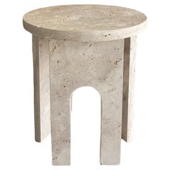 Mesa auxiliar redonda de travertino LUCCA, Mesa baja de travertino natural de primera calidad