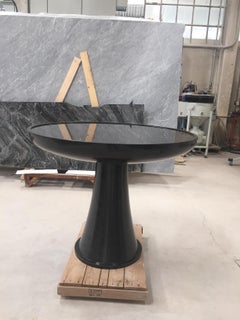 Luccio Round Table in Black Marble