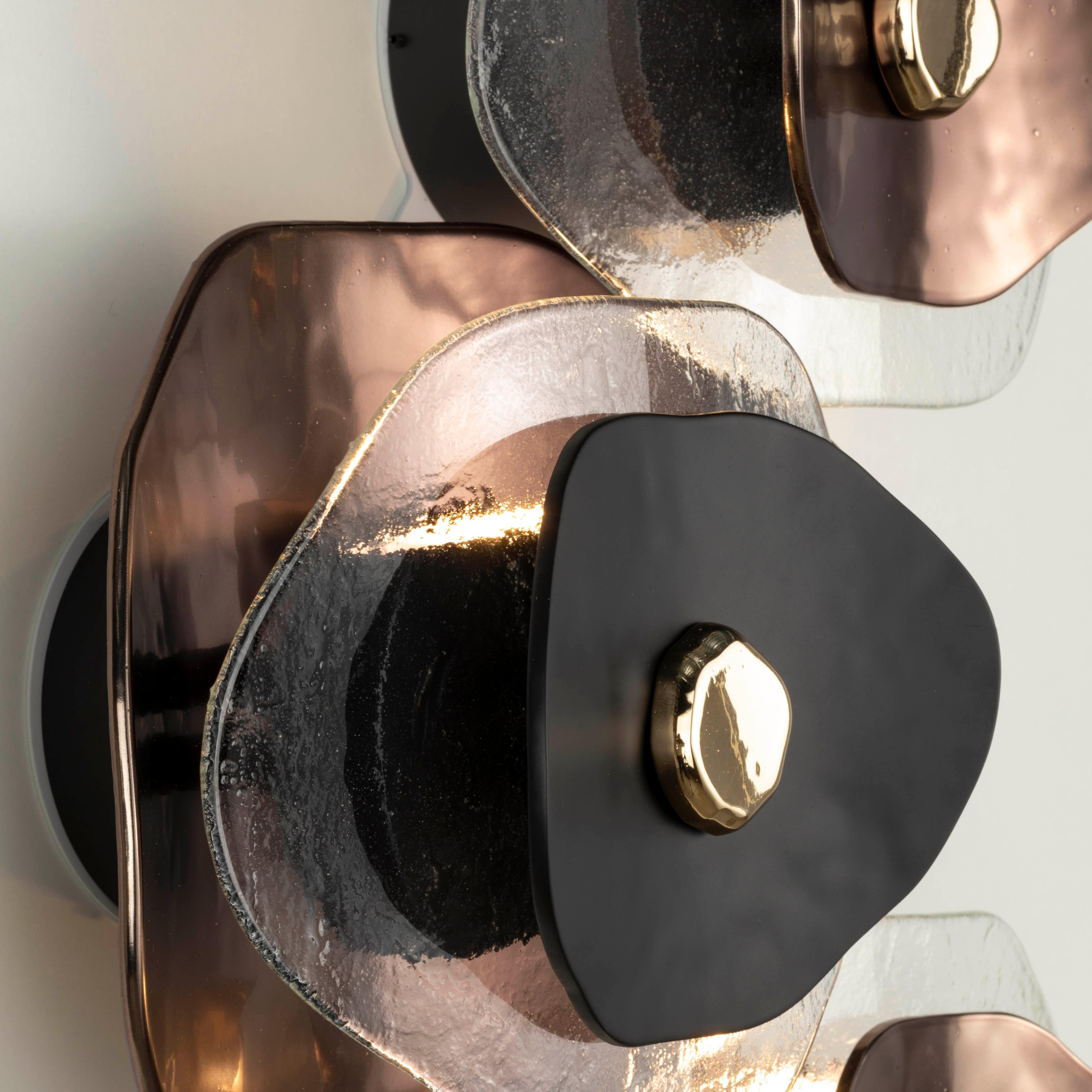 Wall light 5 flowers with petals in clear, bronze and black glass For Sale 1
