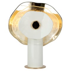 Lámpara de mesa moderna en forma de flor con pétalos de cristal transparente, dorado y blanco