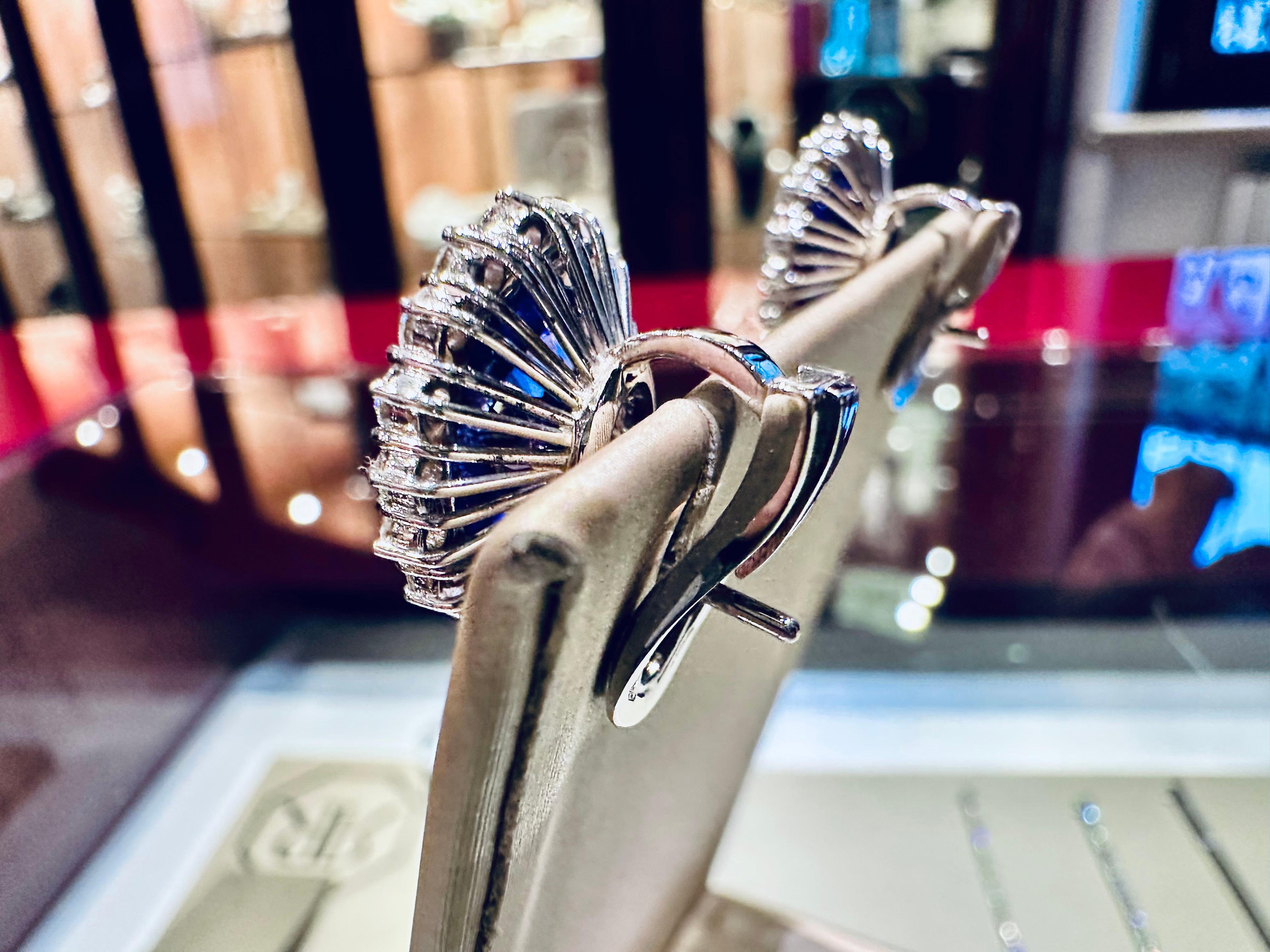 Women's Luce d’Eternità: Orecchini Oro 18kt/750 con Diamanti ct 1.78 e Tanzaniti 11.54ct For Sale