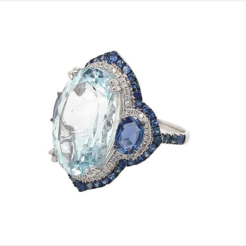 Contemporary Lucea New York Aquamarine Blue Sapphire Diamond Ring For Sale