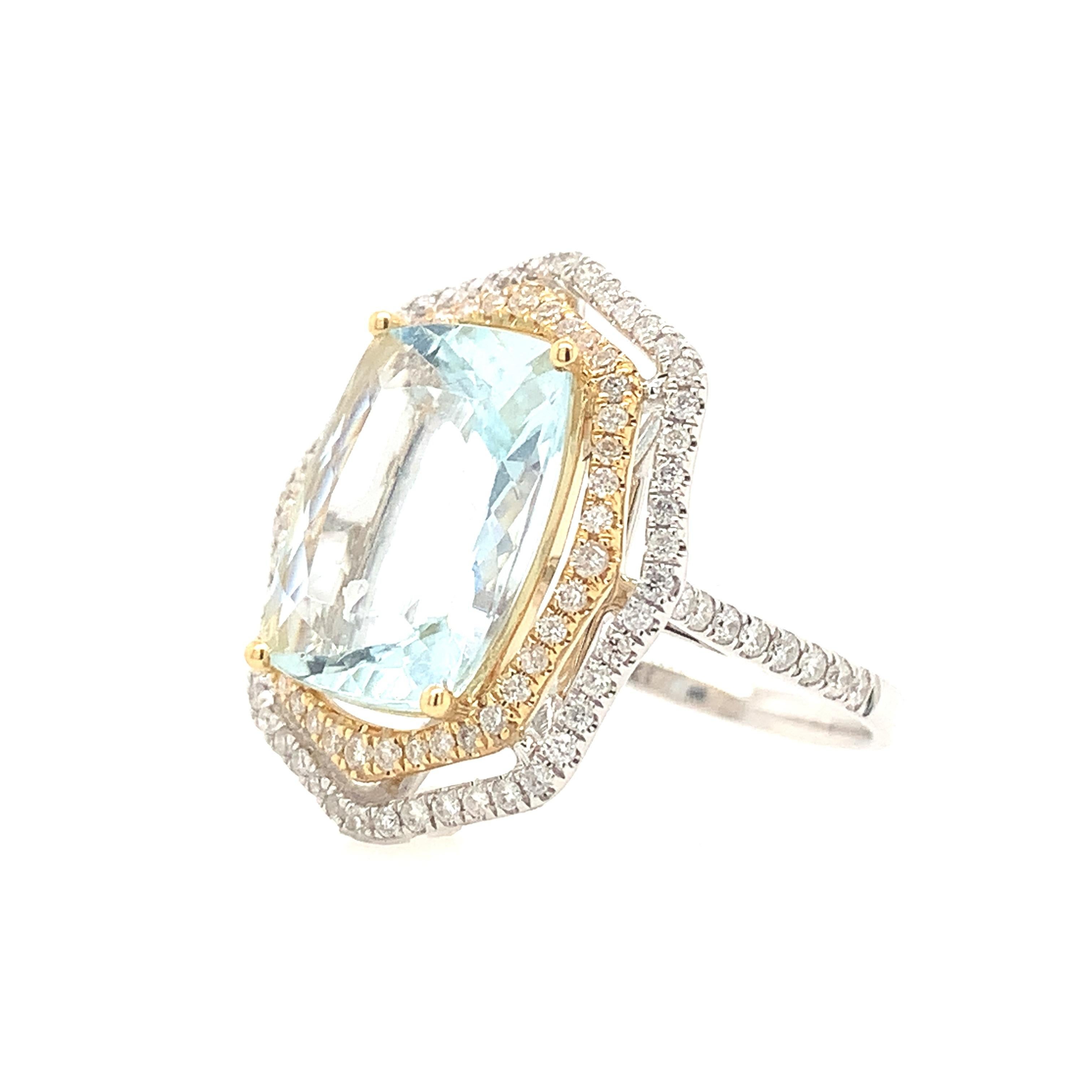 Contemporary Lucea New York Aquamarine Diamond Ring For Sale