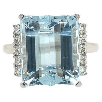 Lucea New York Aquamarine Diamond Ring