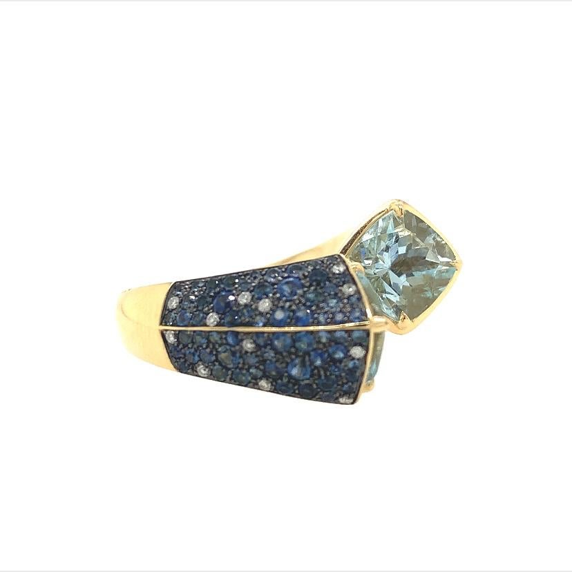 Contemporary Lucea New York Aquamarine, Sapphire and Diamond Ring For Sale