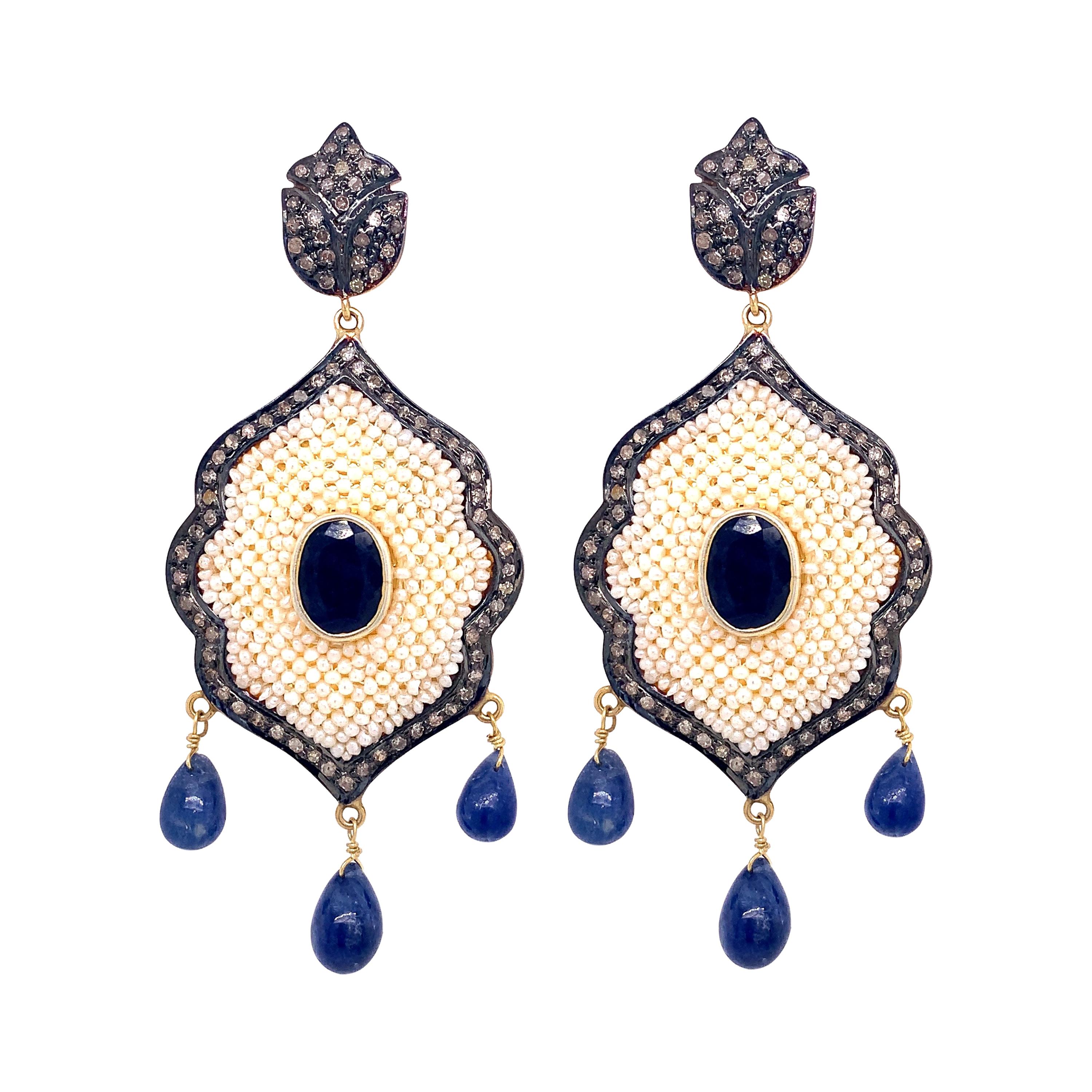 Lucea New Yorker Kronleuchter-Ohrring mit blauem Saphir, Diamant und Perle im Angebot