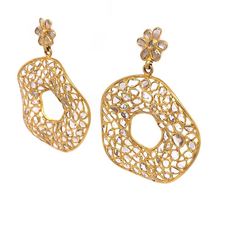 Slice of Life Collection

Flirty Diamond slice circular drop earrings with flower post set in solid 18K yellow gold. 

Diamond Slice: 7.68ct total weight.

