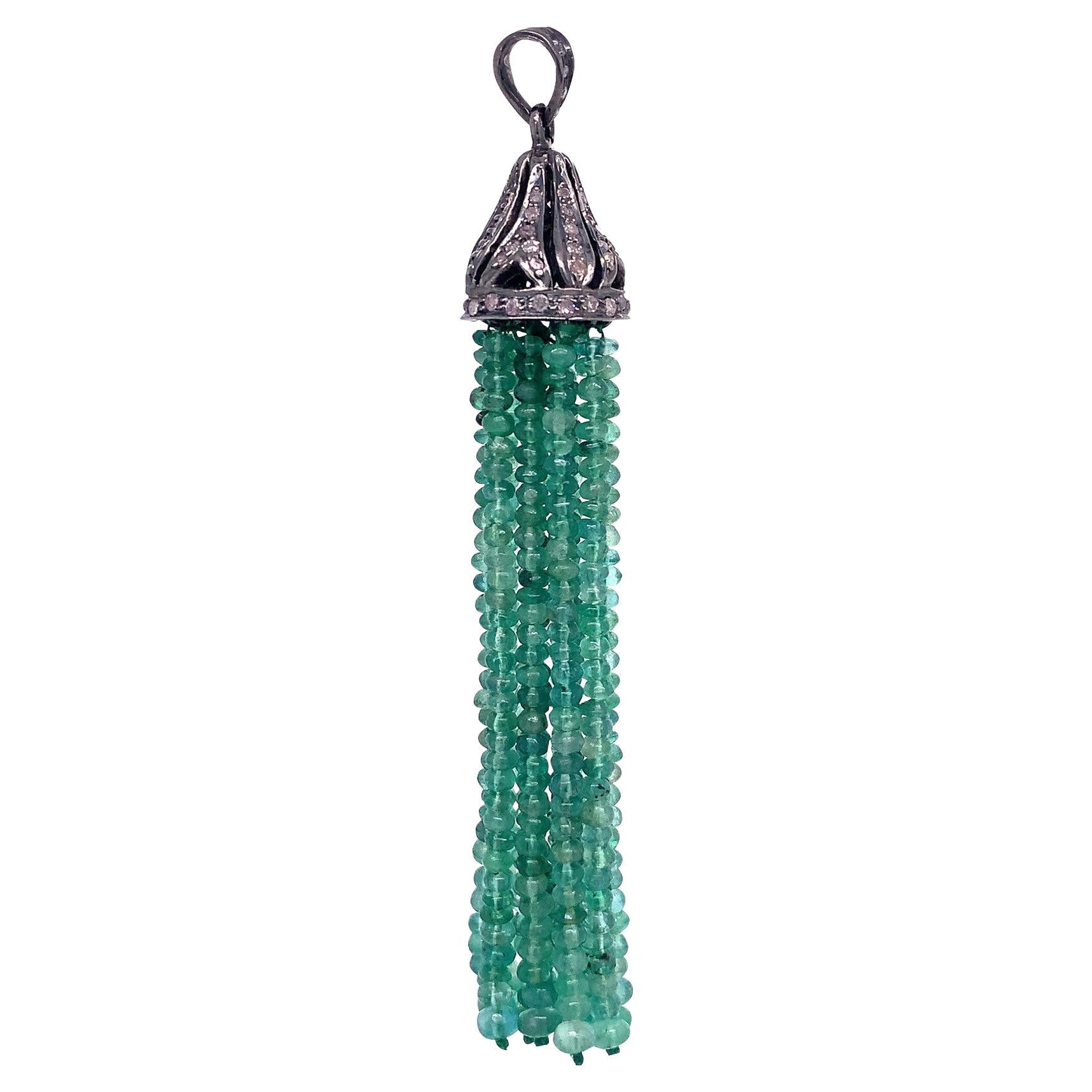 Lucea New York Emerald Tassel Pendant For Sale