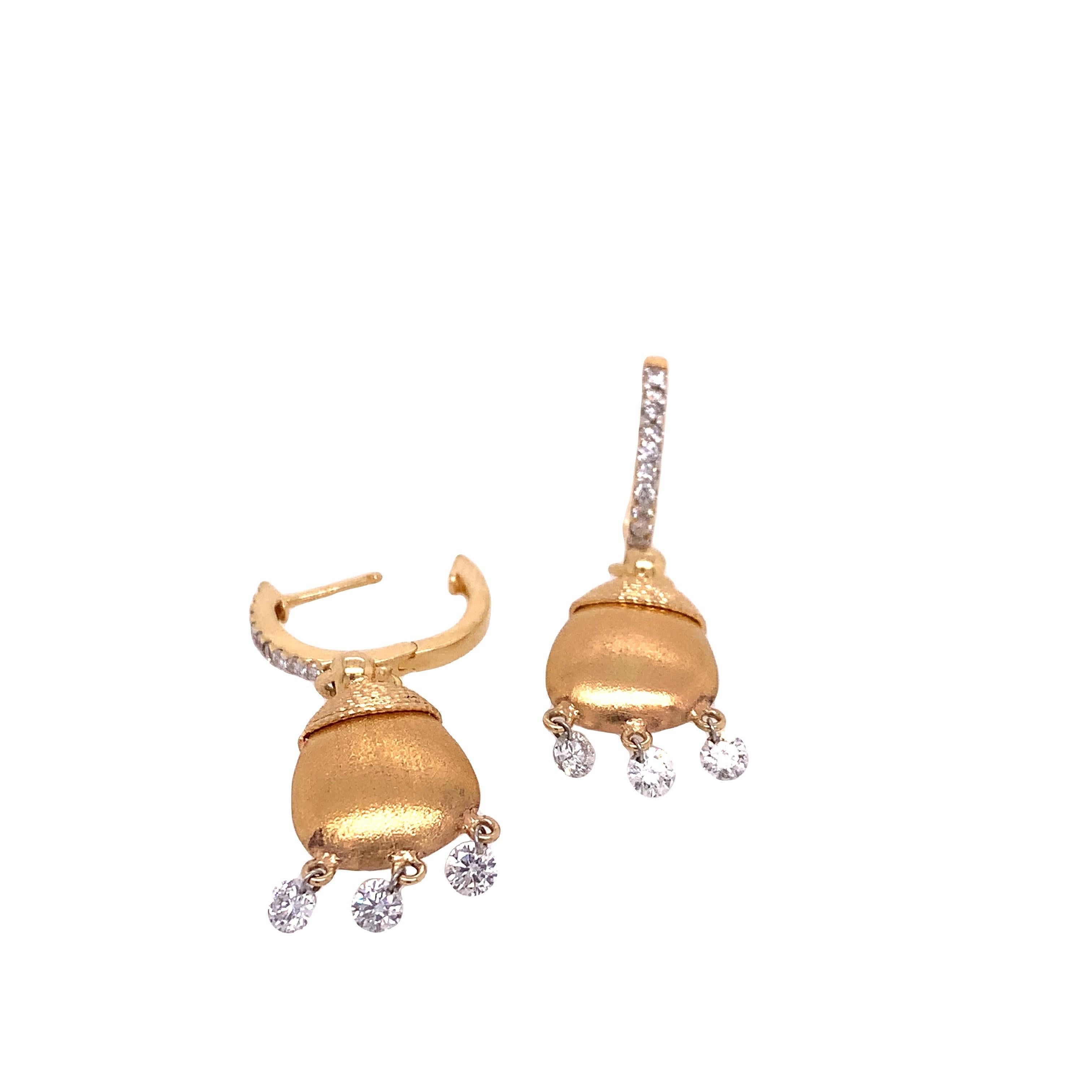 Mixed Cut Lucea New York Gold & Diamonds Earring For Sale
