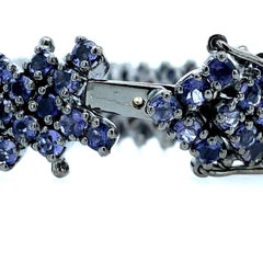 Das New Yorker Iolith-Silberarmband von Lucea