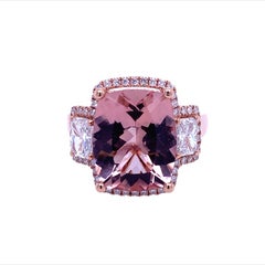 Lucea New York Anello con Morganite e diamanti laterali