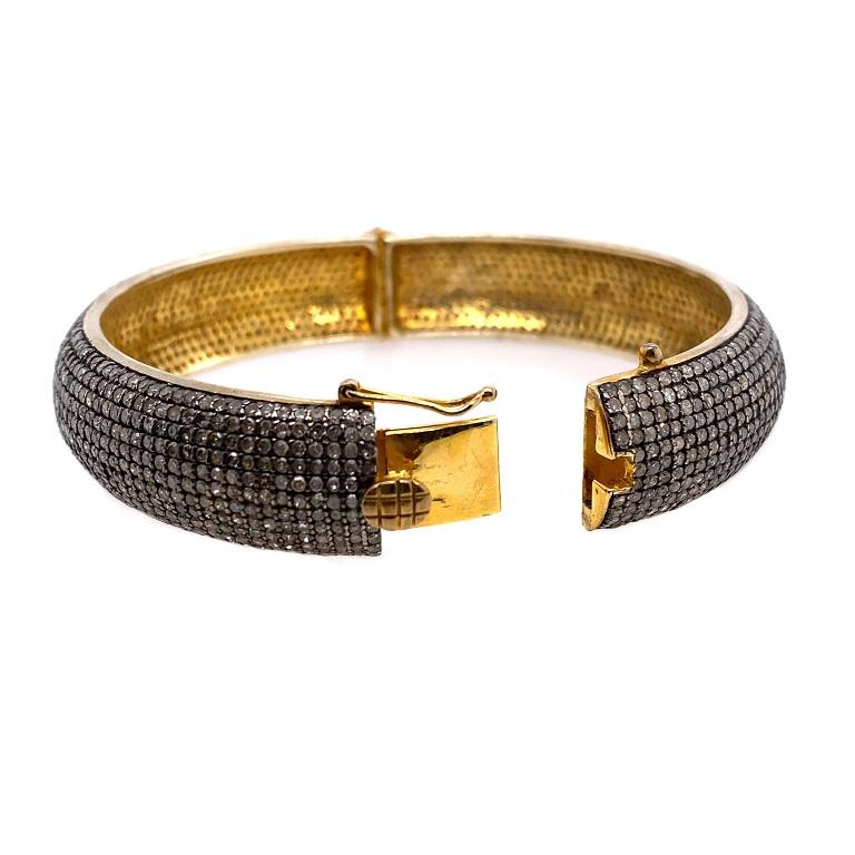 Round Cut Lucea New York Rustic Diamond Bangle Bracelet For Sale