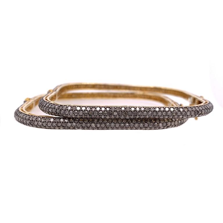 Rustic Collection 

Set of two square bangles with rustic Diamonds set in sterling silver and 14K gold plating. 

