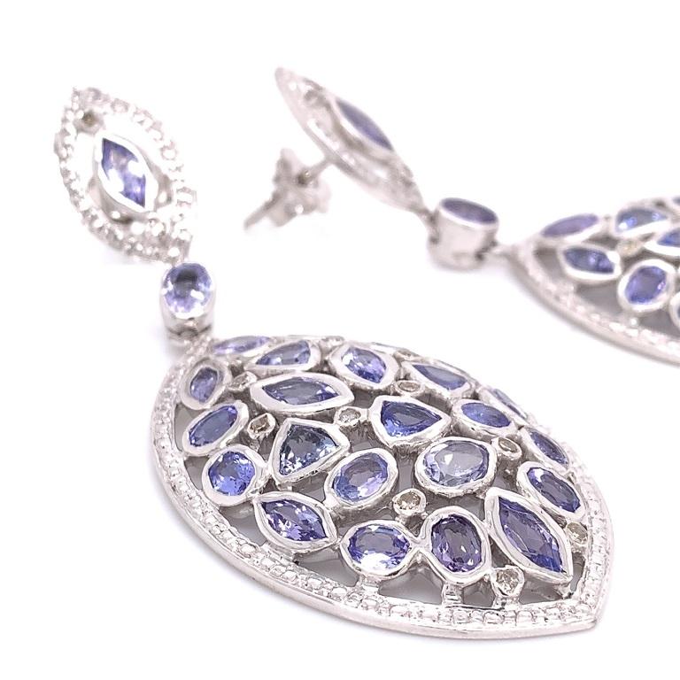 Contemporary Lucea New York Tanzanite and Diamond Dangle Earrings For Sale