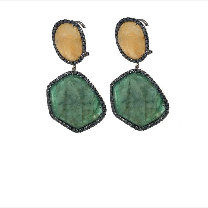 Contemporain Lucea New York, boucles d'oreilles saphir jaune, émeraude et diamant en vente