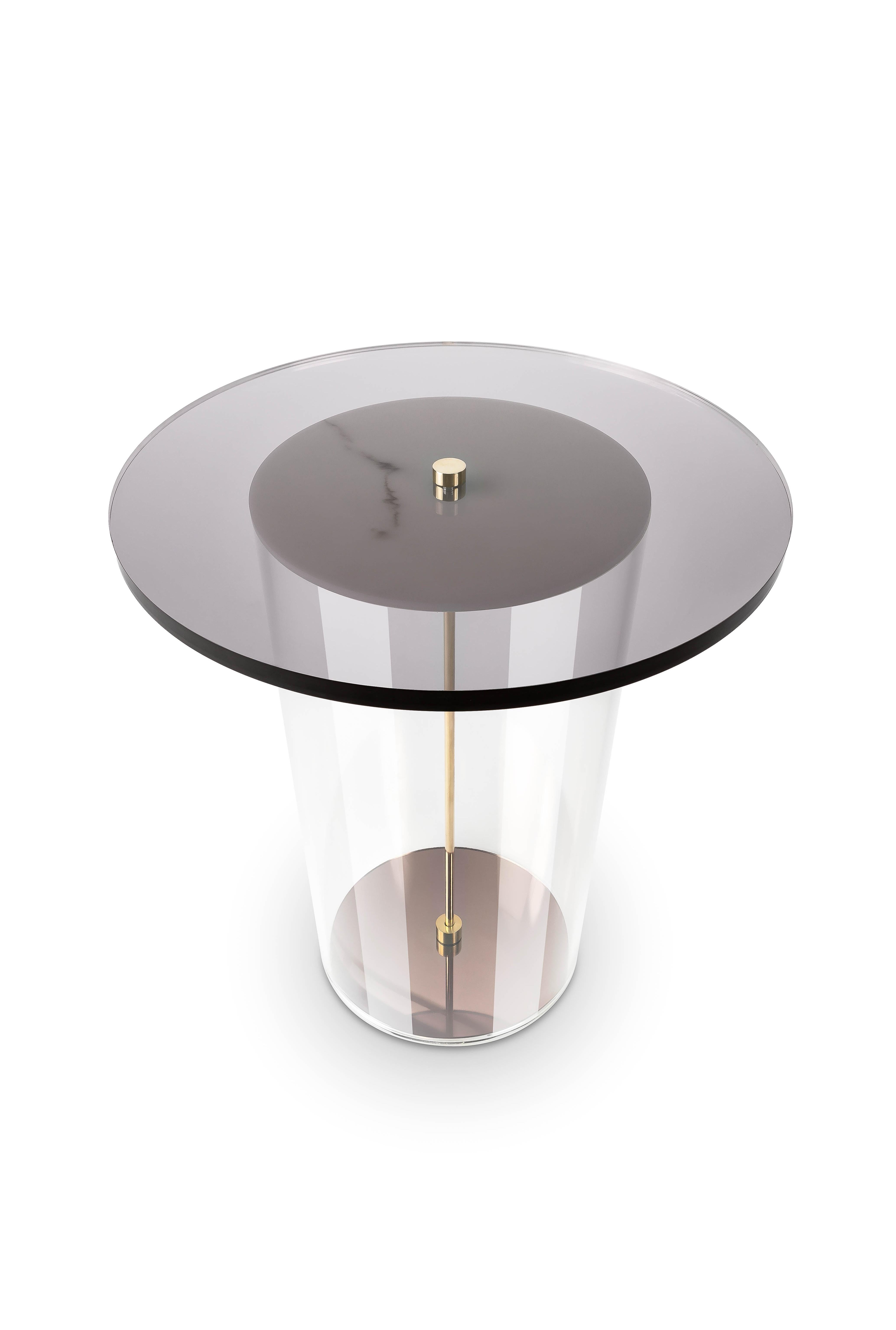 Lucent side table by Fabian Zeijler
Dimensions: 50 x 50 x 52.7 cm
Materials: Brass, faux translucent stone and plexiglas

Other color options are available.

Note: The veins in the Faux translucent stone might be slightly different from the