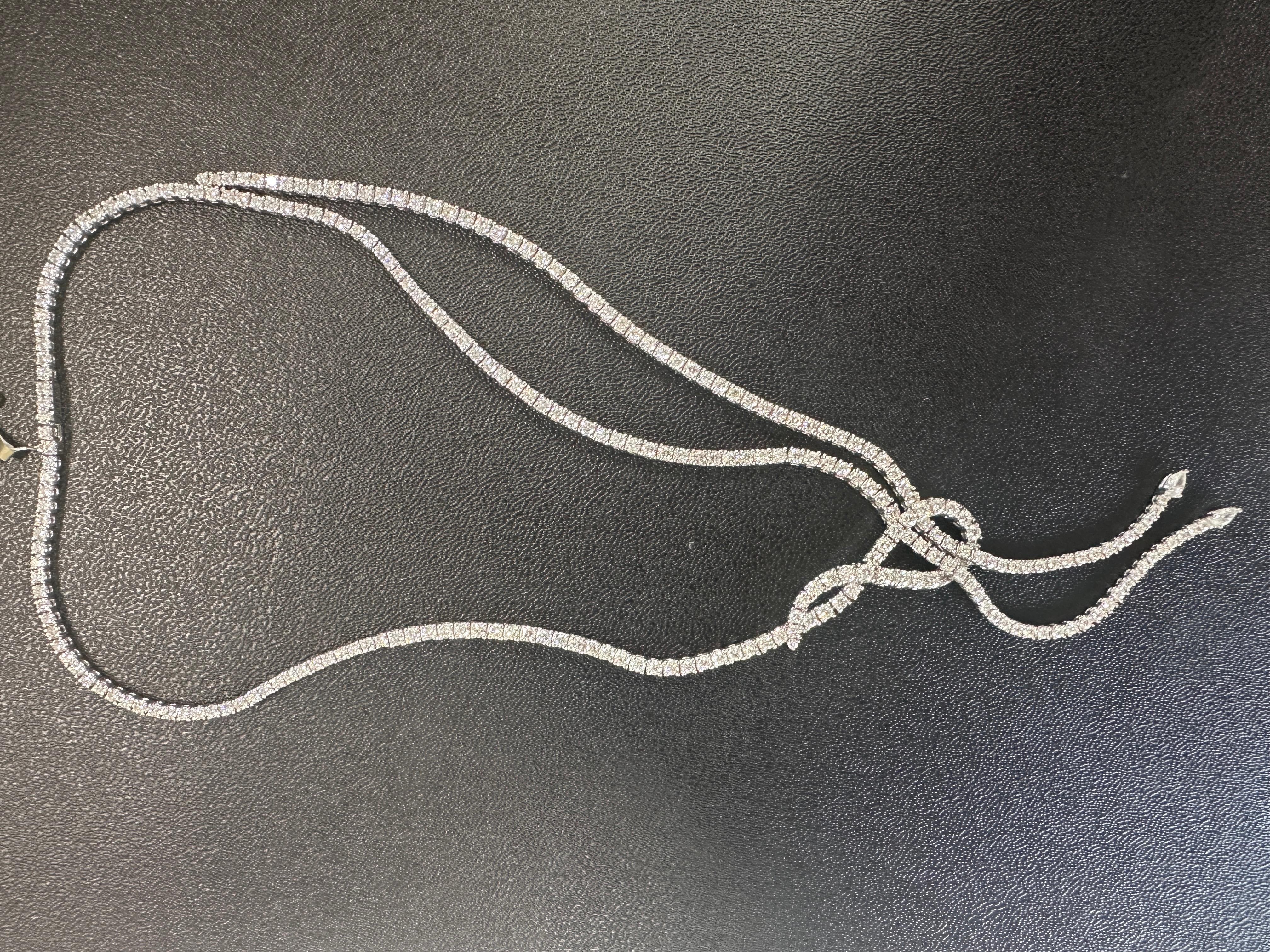 Lucente Duett-Diamantenhalskette aus 18 Karat Weißgold, 15,51 Karat, in Italien hergestellt (Moderne) im Angebot