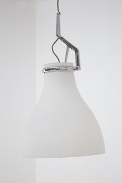 Lampadario Luceplan regolabile in vetro opalino