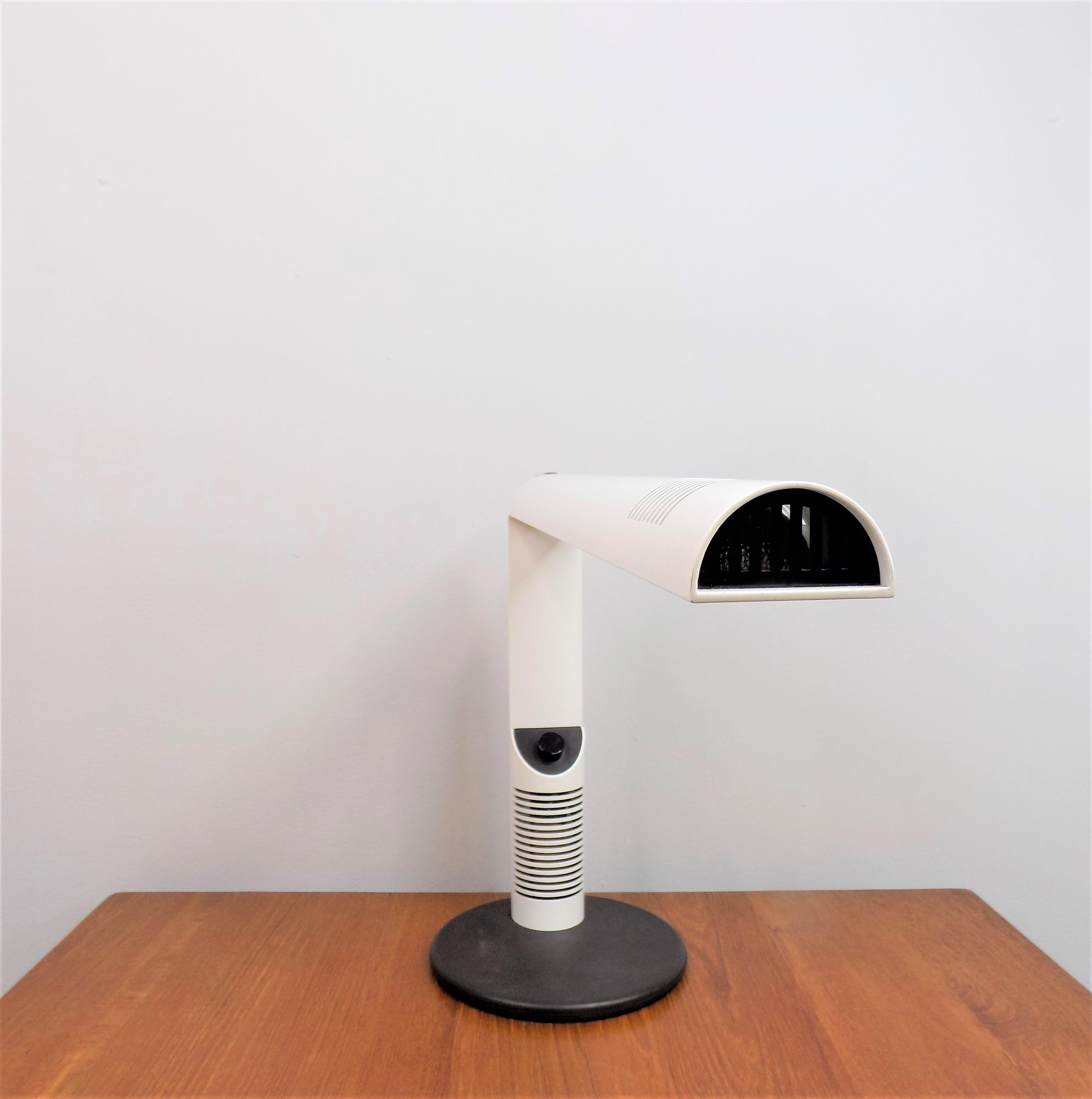 Luci Abele Table Lamp by Gianfranco Frattini For Sale 5