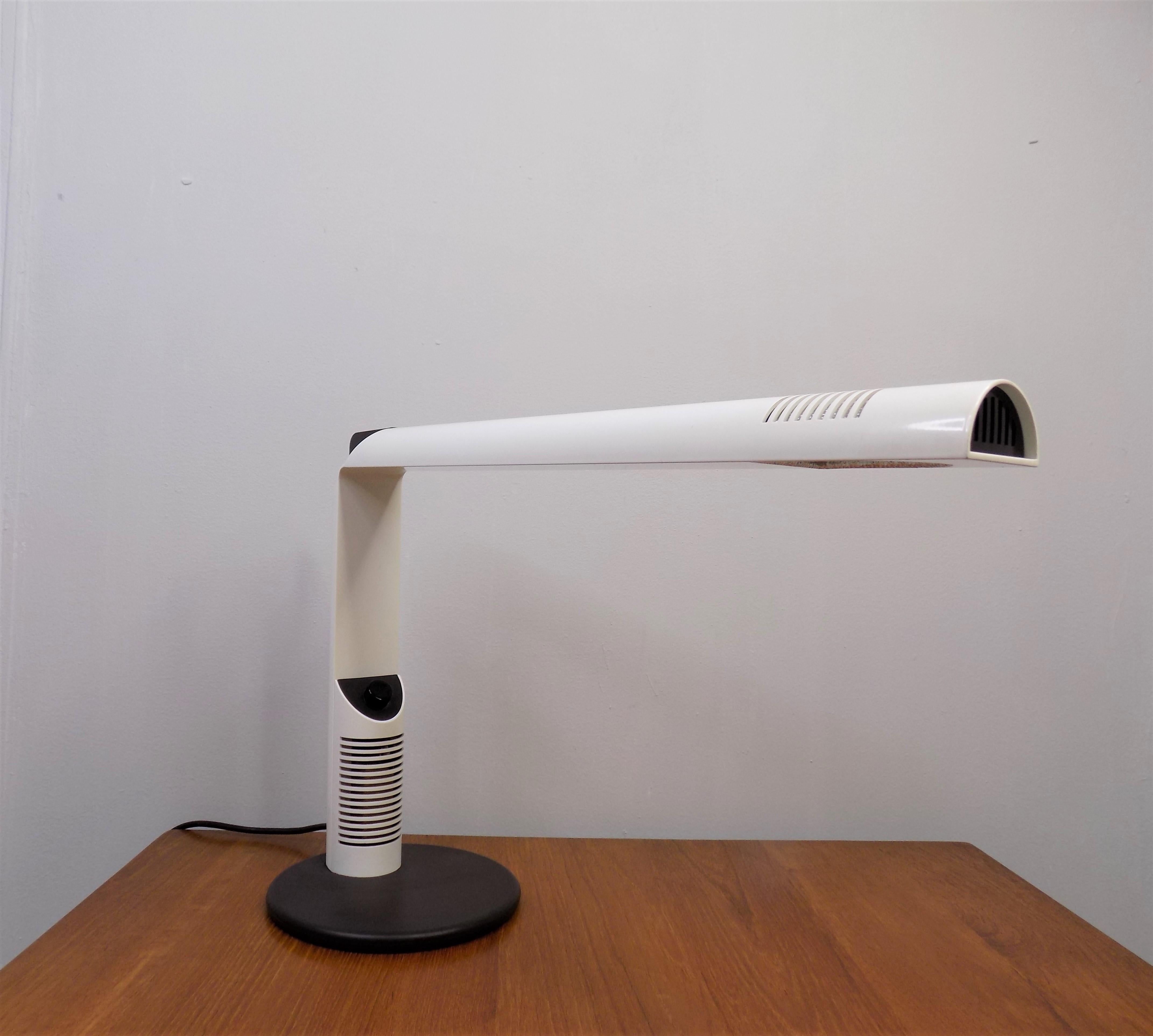 Mid-Century Modern Luci Abele Table Lamp by Gianfranco Frattini For Sale