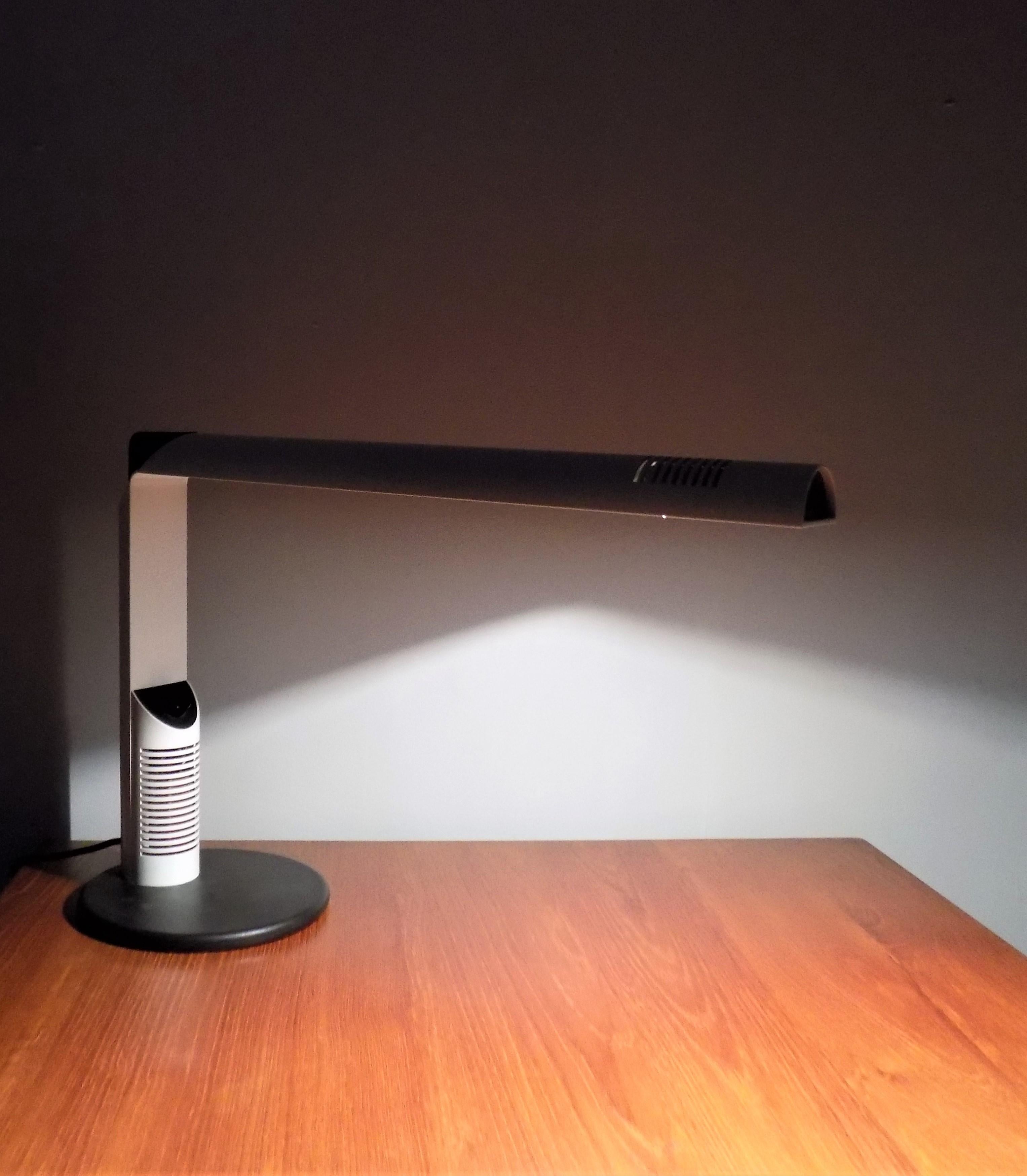 Italian Luci Abele Table Lamp by Gianfranco Frattini For Sale