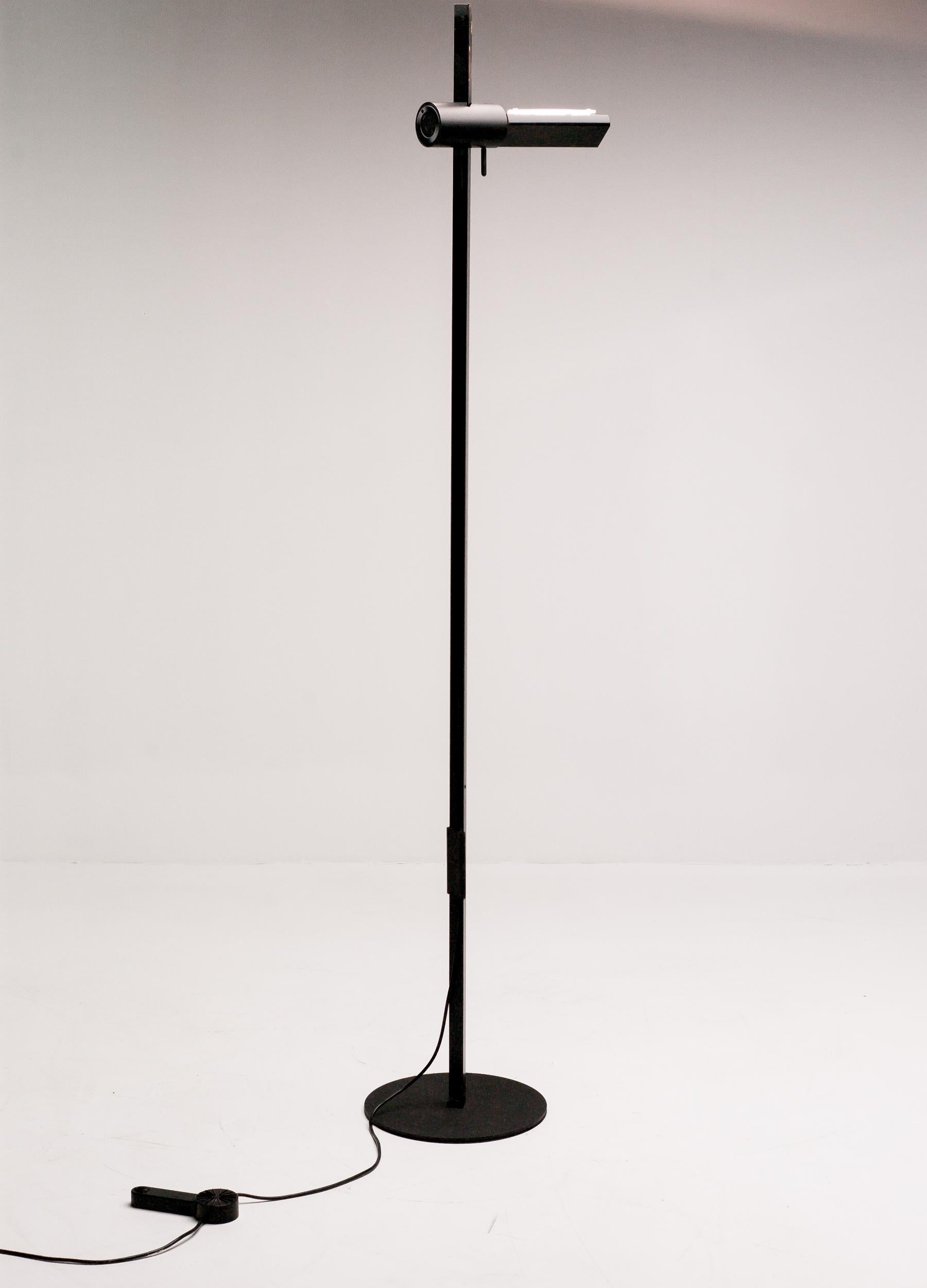 Luci Caltha Floor Lamp by Frattini In Good Condition In Dronten, NL