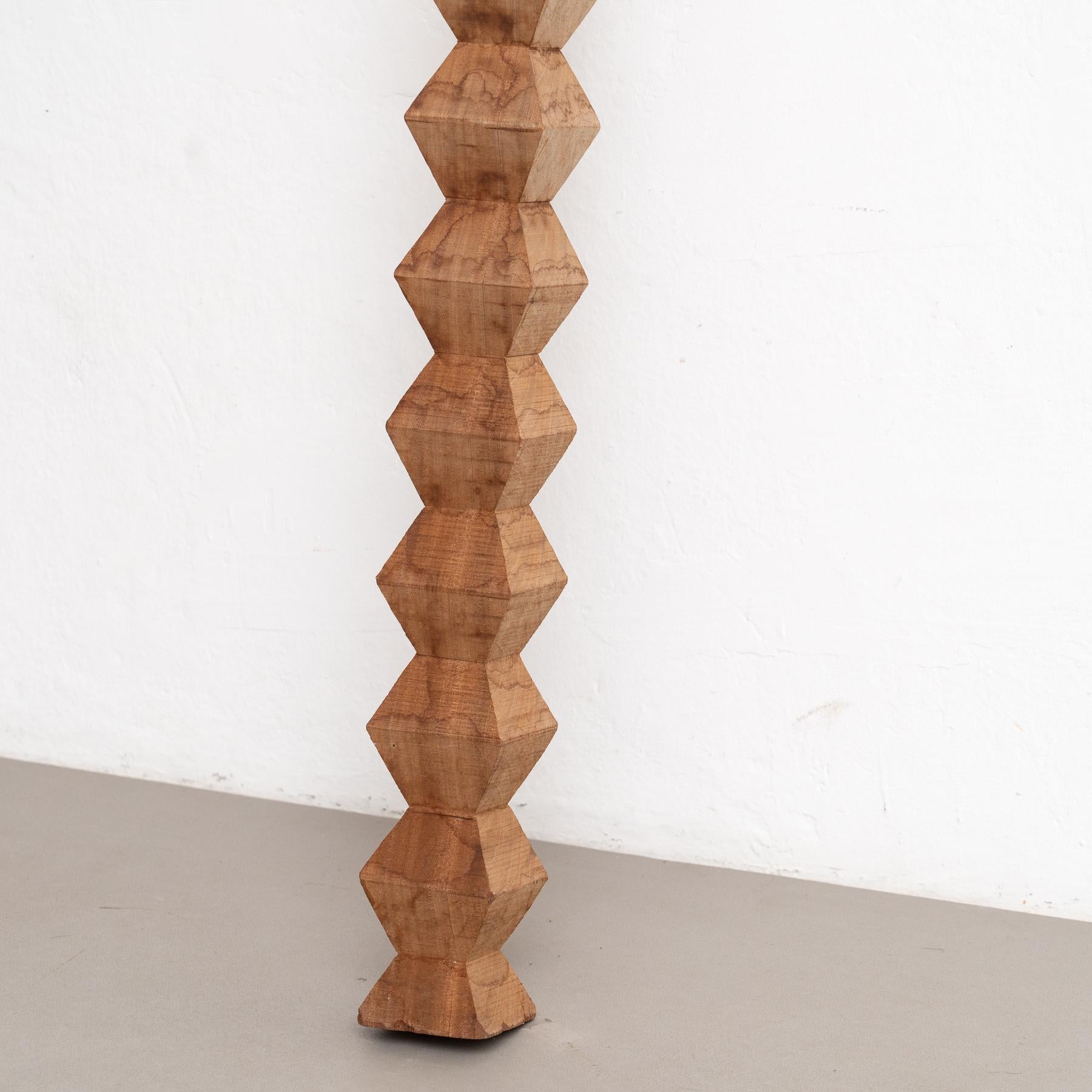 Luci Contemporary Artwork Column, 2018 (Holz) im Angebot