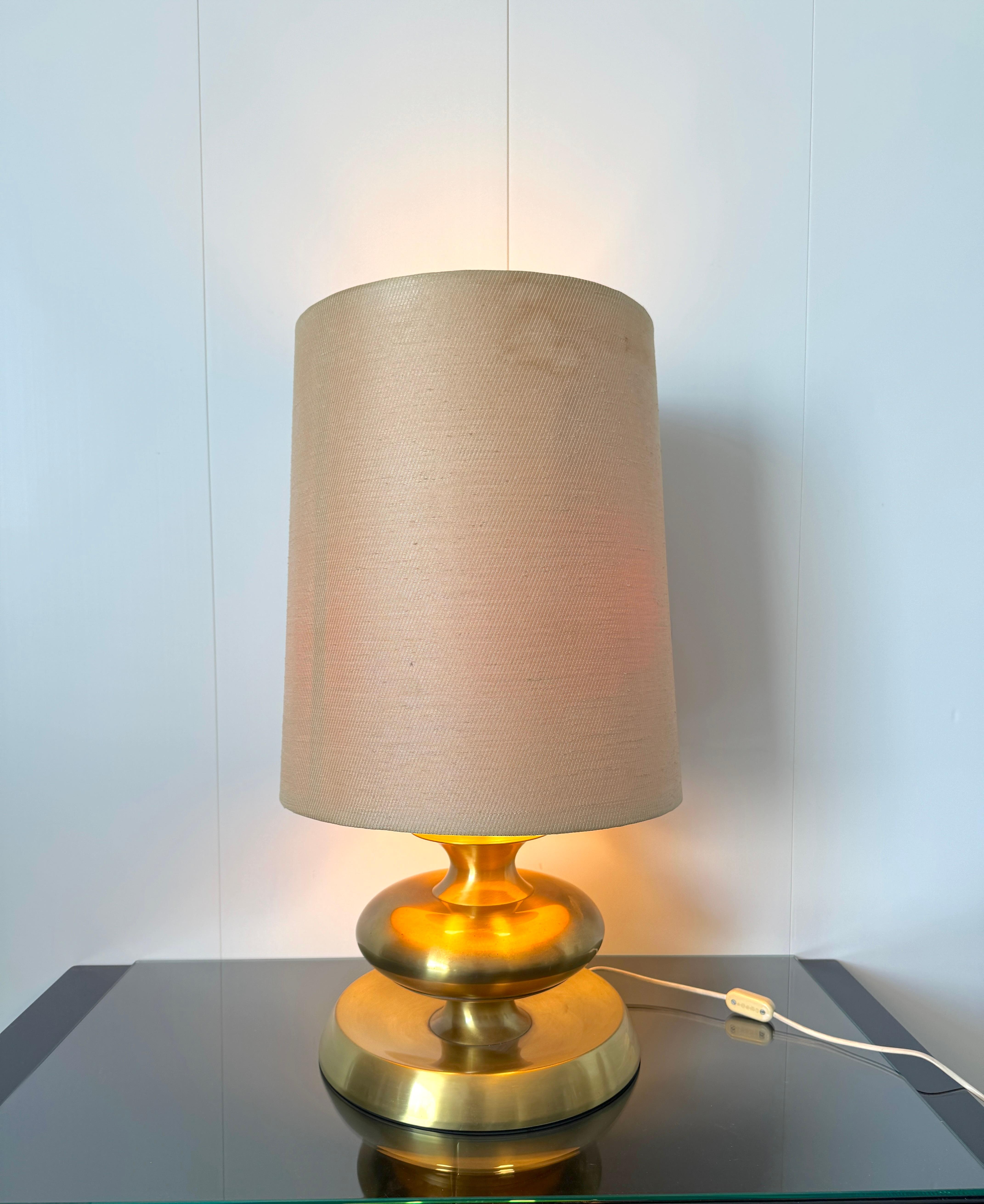 Lámpara de mesa Ada prod. Iluminación Milano, años 70
