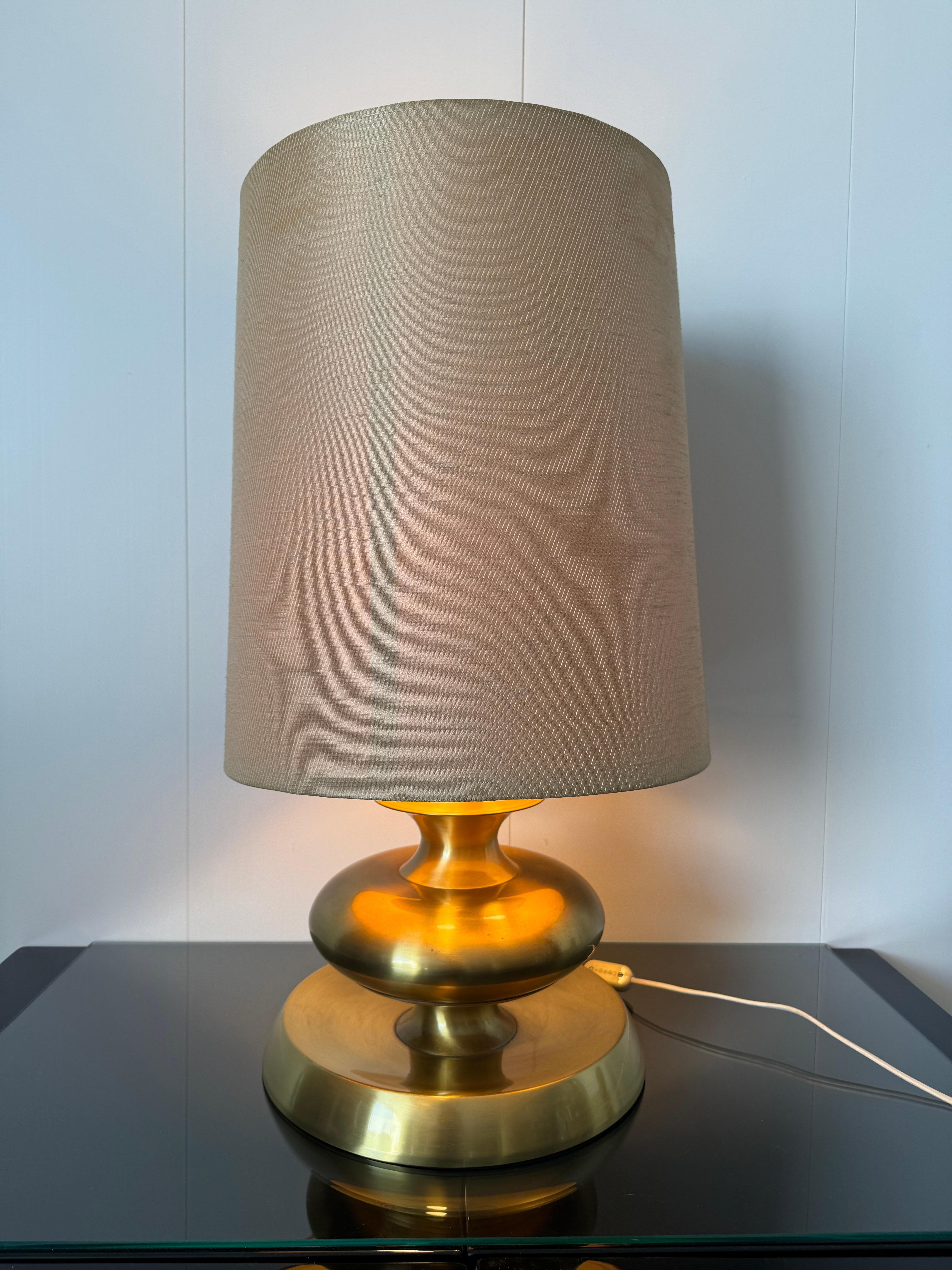 Luci Milano, Lámpara de sobremesa mod. T 363, 1970s en venta 2