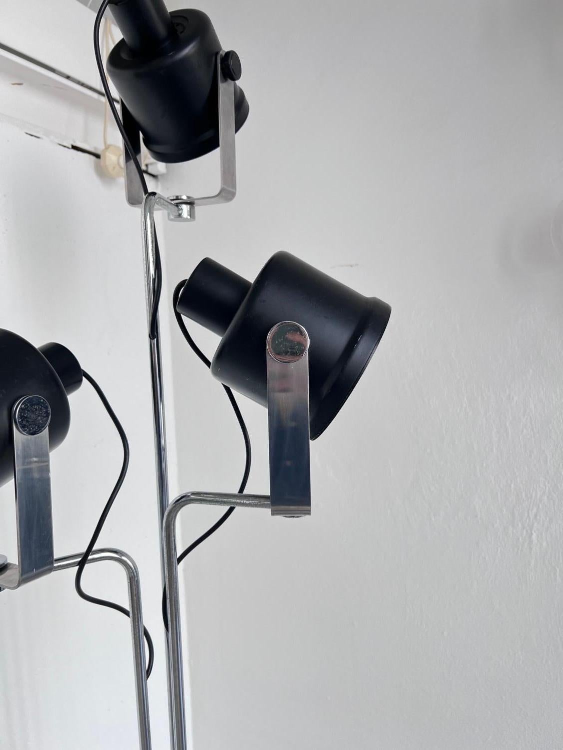 Industrial Luci Milano P433 Floor Lamp in Metal, Three Lights, Adjustable, Mid-Century