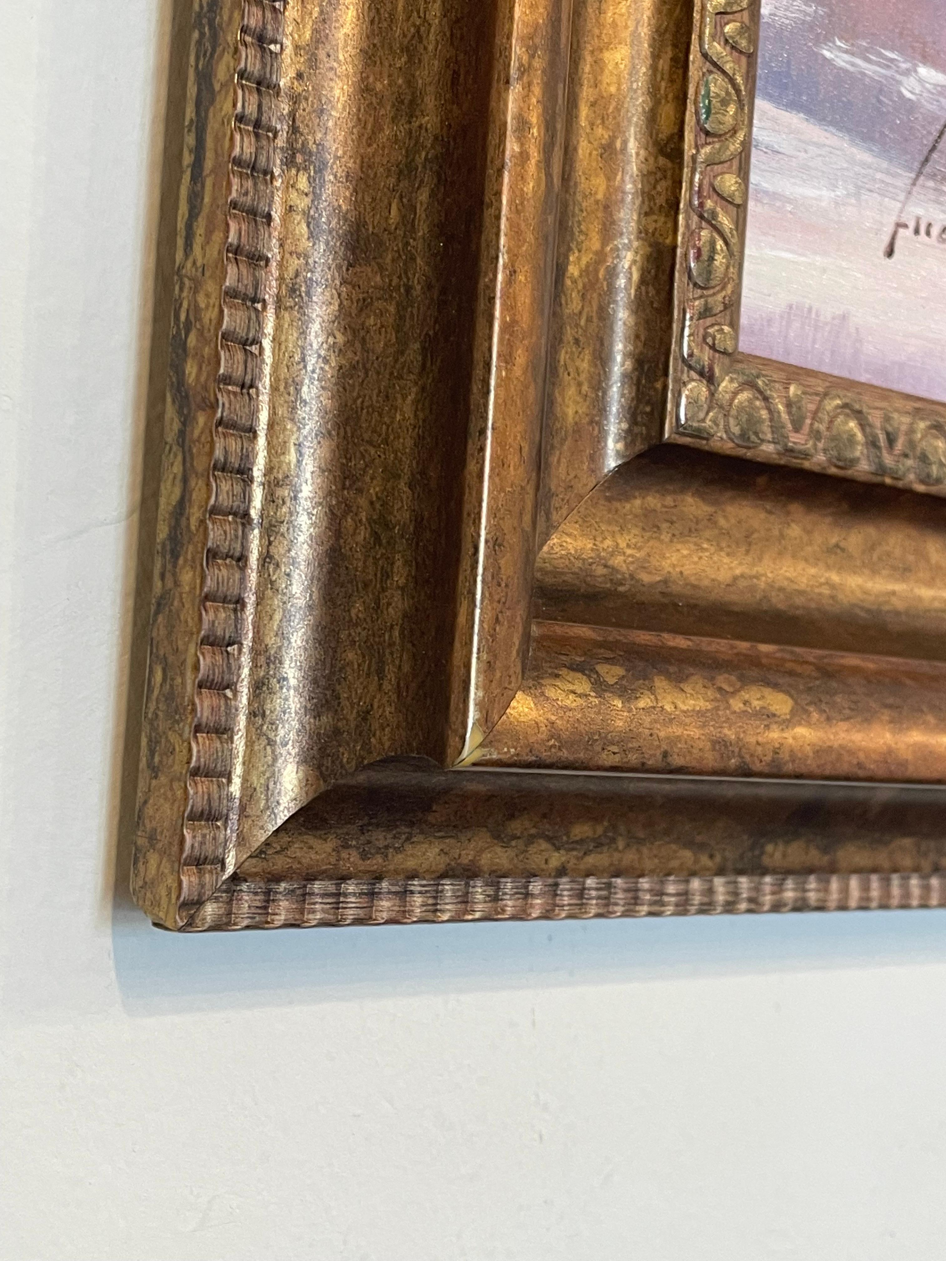 Il quadro di Lucia Sarto è realizzato con olio su tela ed è anche incorniciato. Il suo stile pittorico è il Realismo Romantico ed è incentrato sulla sua cultura italiana. La sua firma è apposta anche in basso a sinistra del dipinto.  