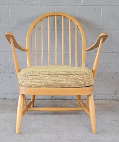 Fauteuil de salon à dossier cerclé en bois de hêtre Lucian Ercolani pour Ercol, années 1960
