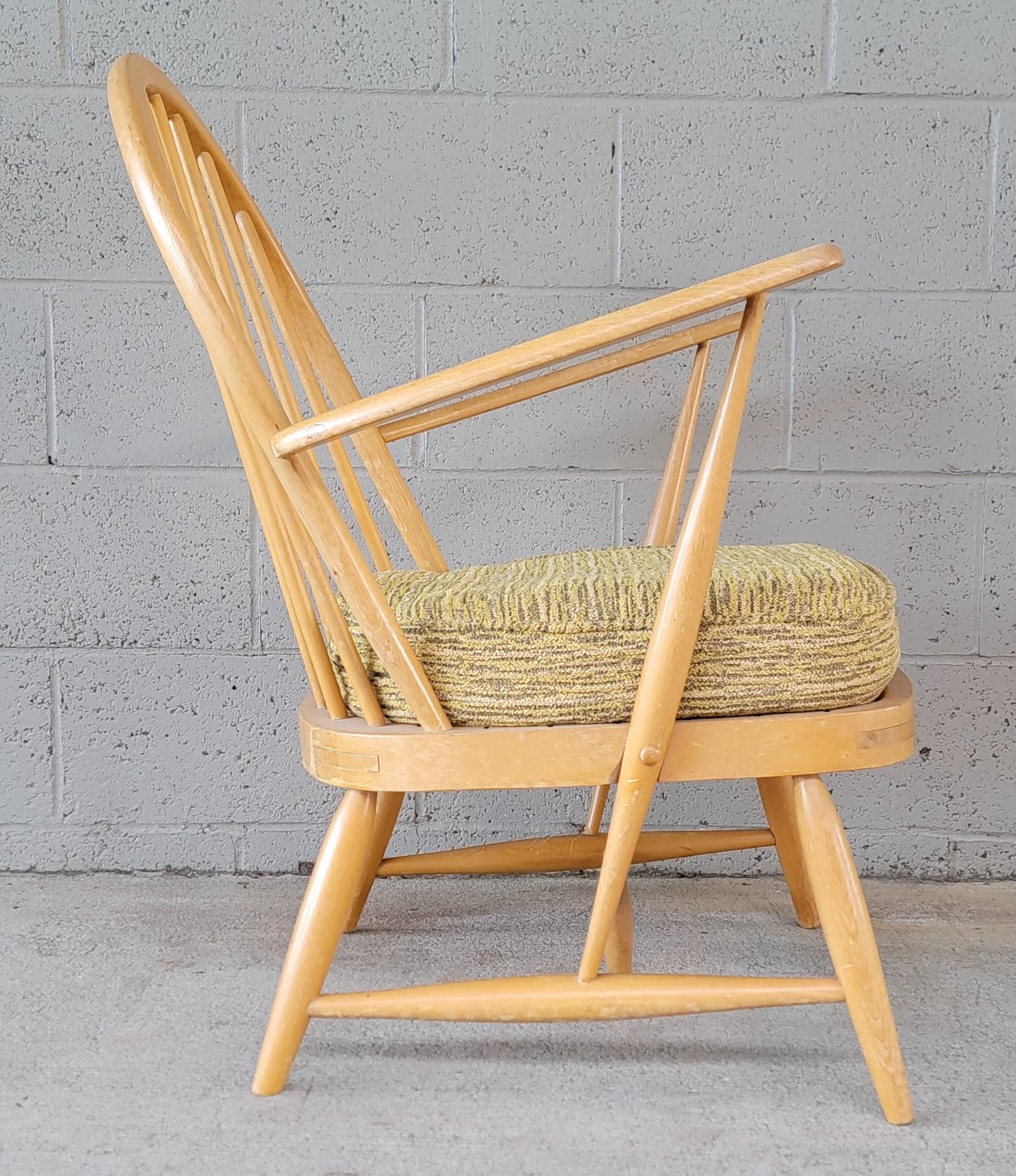 Mid-Century Modern Lucian Ercolani for Ercol, Beech Wood Hoop Back Lounge Chair. 1960's