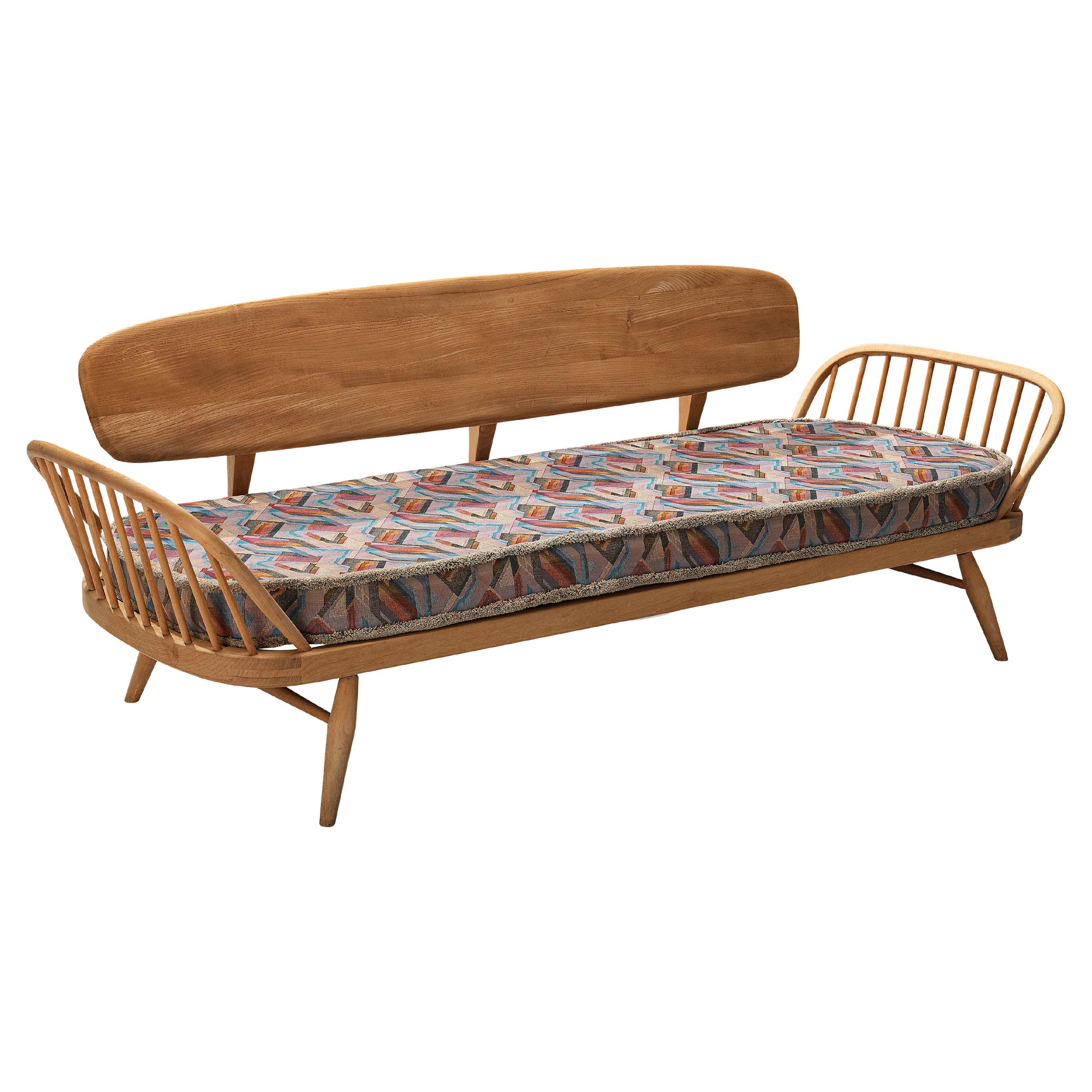 Lucian Ercolani for Ercol Original Adjustable Sofa Daybed Model ‘355’