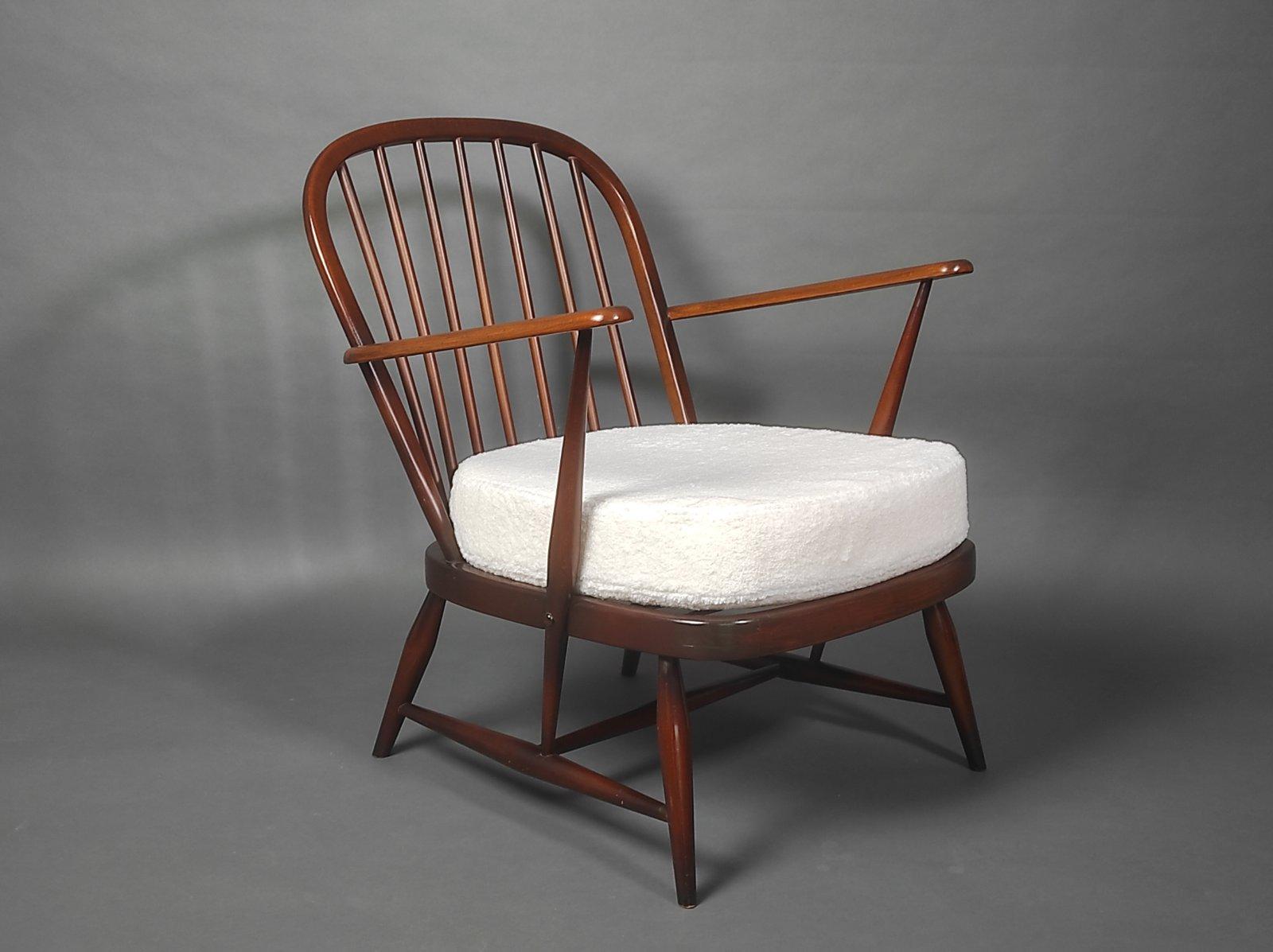 Lucian Ercolani Windsor Longue Chair for ERCOL 1960s