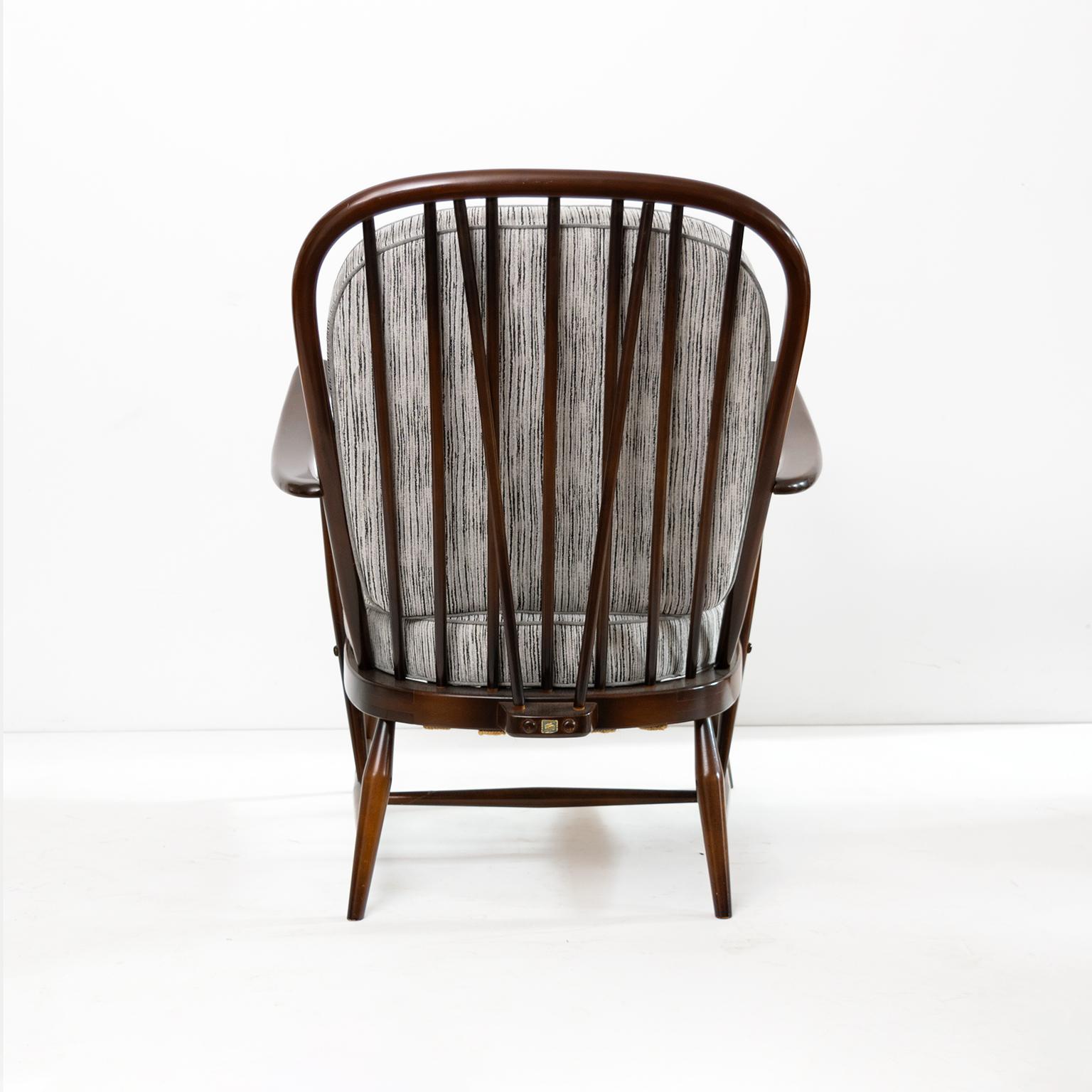 20th Century Lucian Randolph Ercolani Designed “Windsor” Chairs for Ercol, England, 1950's
