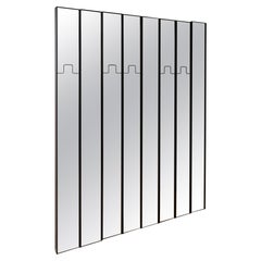 Luciano Bertoncini, achtteiliger Wandspiegel mit Garderobenständern
