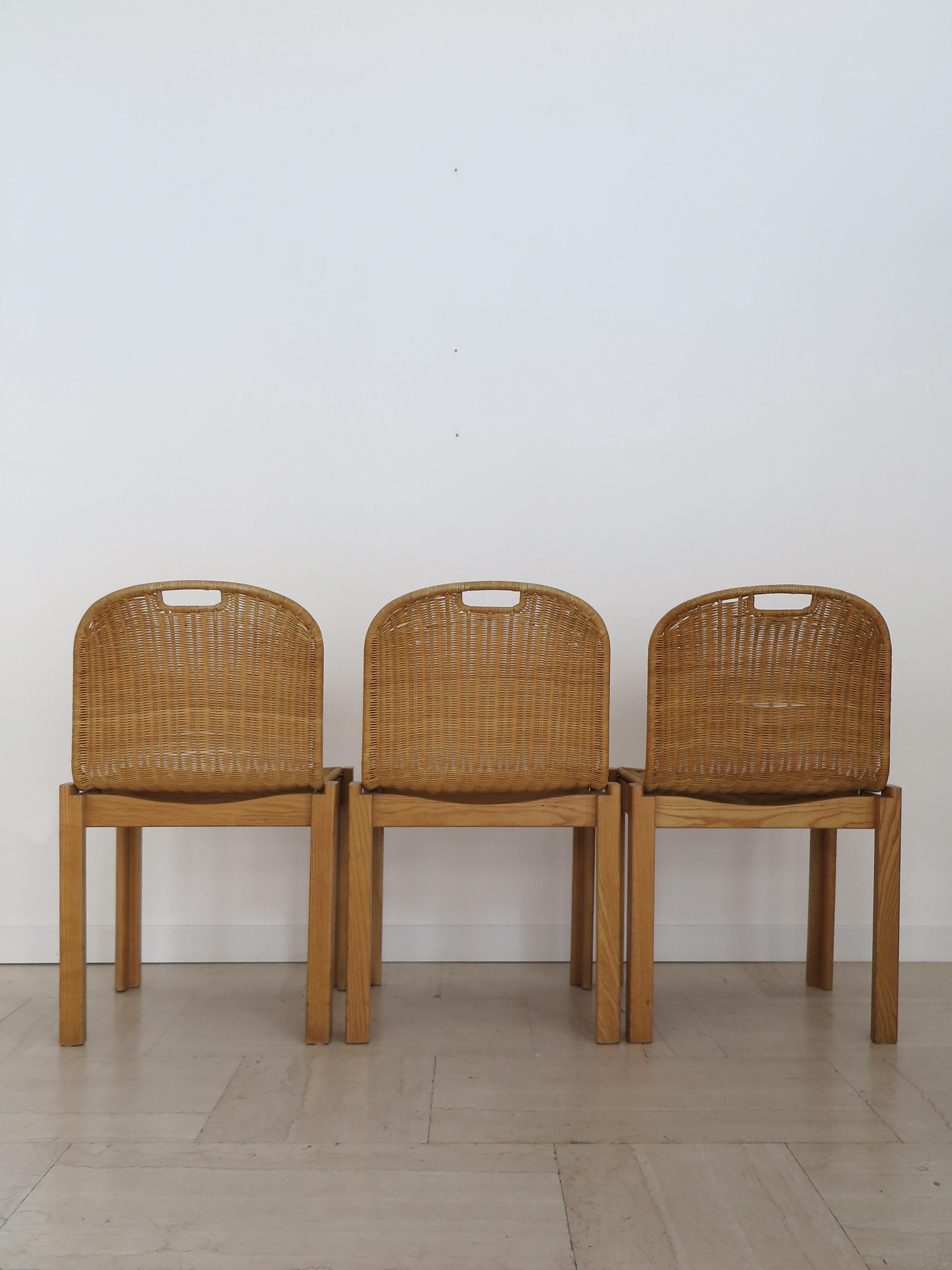 Luciano Bertoncini for Bellato Italian Oak Wicker Dining Chairs 1970 en vente 4