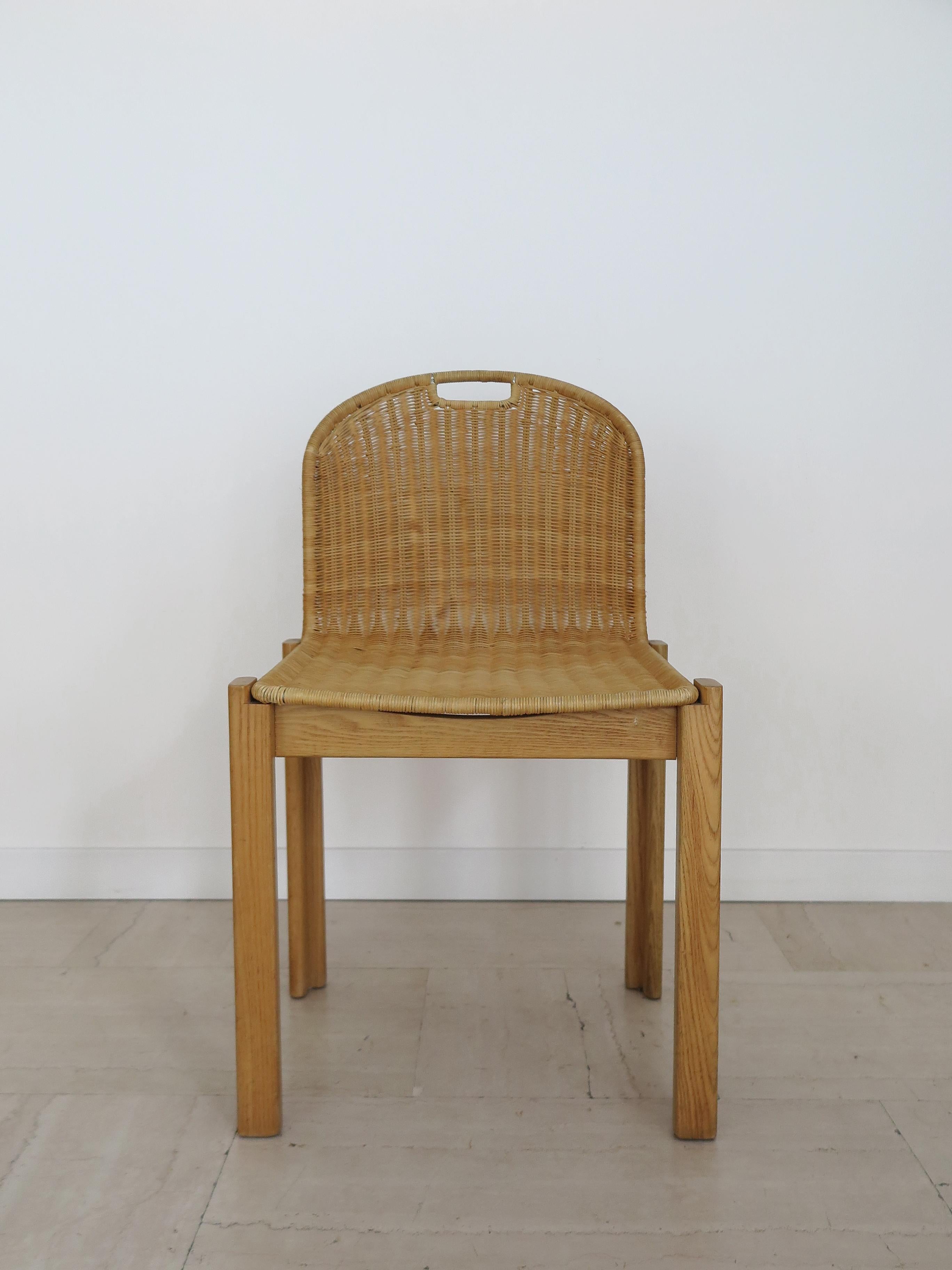 Luciano Bertoncini for Bellato Italian Oak Wicker Dining Chairs 1970 en vente 1