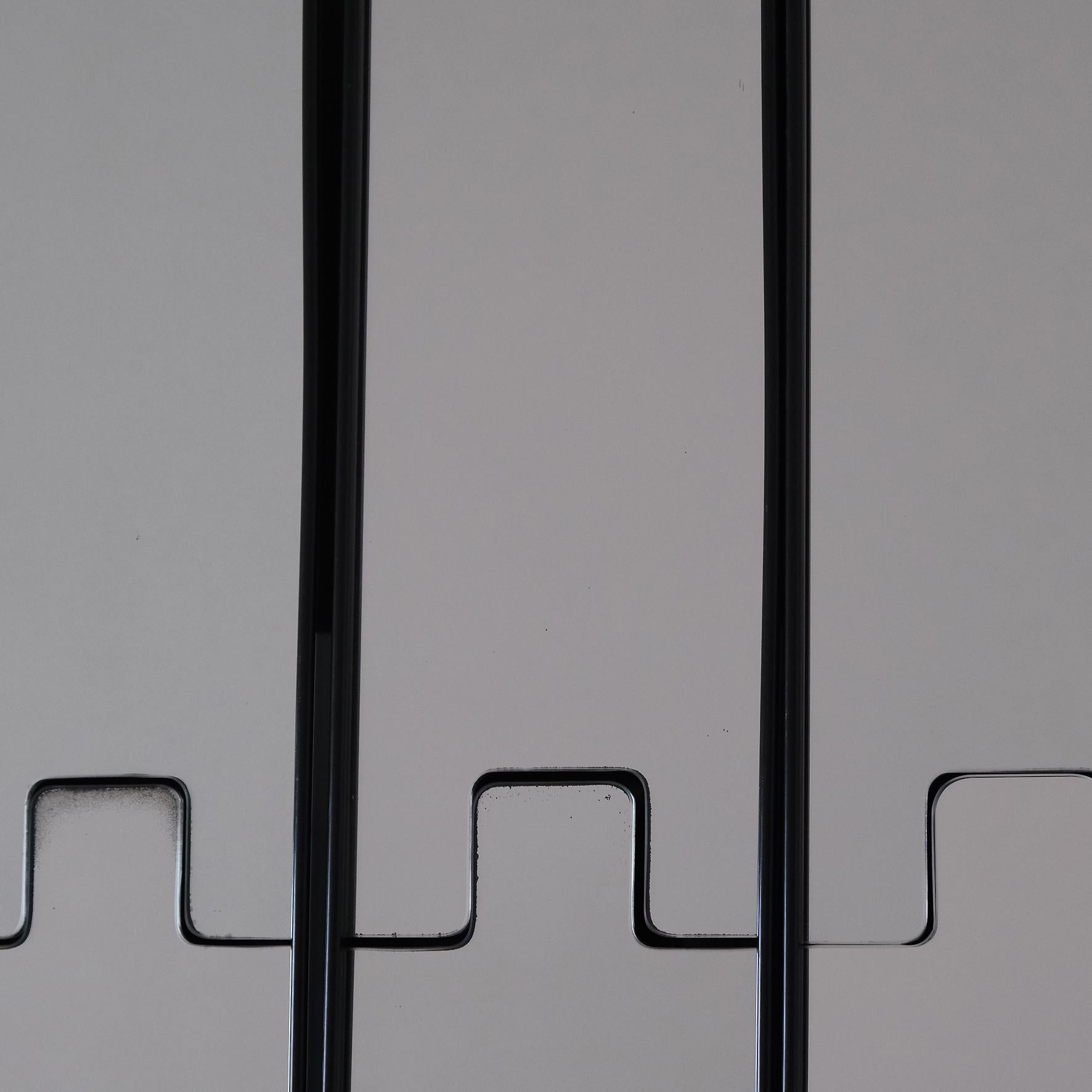 Moderno Luciano Bertoncini, Gronda, Nove specchi da parete e appendiabiti, Elco, anni '70 in vendita