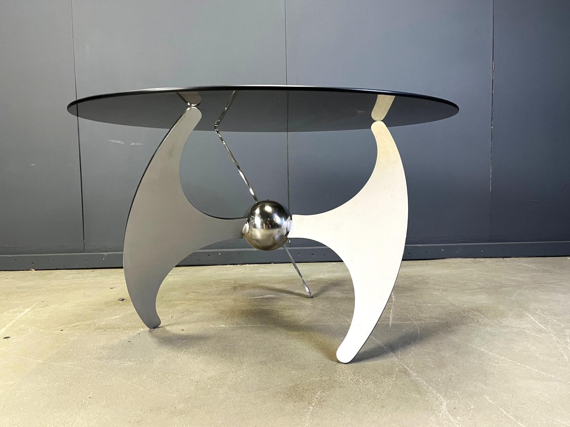 Luciano Campanini “Helix” adjustable dining or coffee table, 1970s For Sale 1