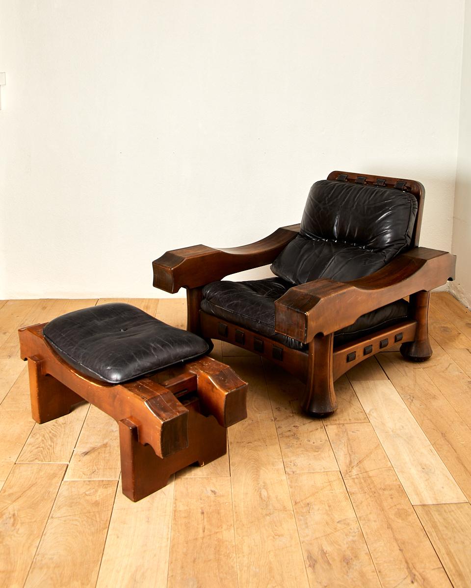 Italian Luciano Frigerio (1928-1999), Armchair with ottoman, circa 1970 For Sale