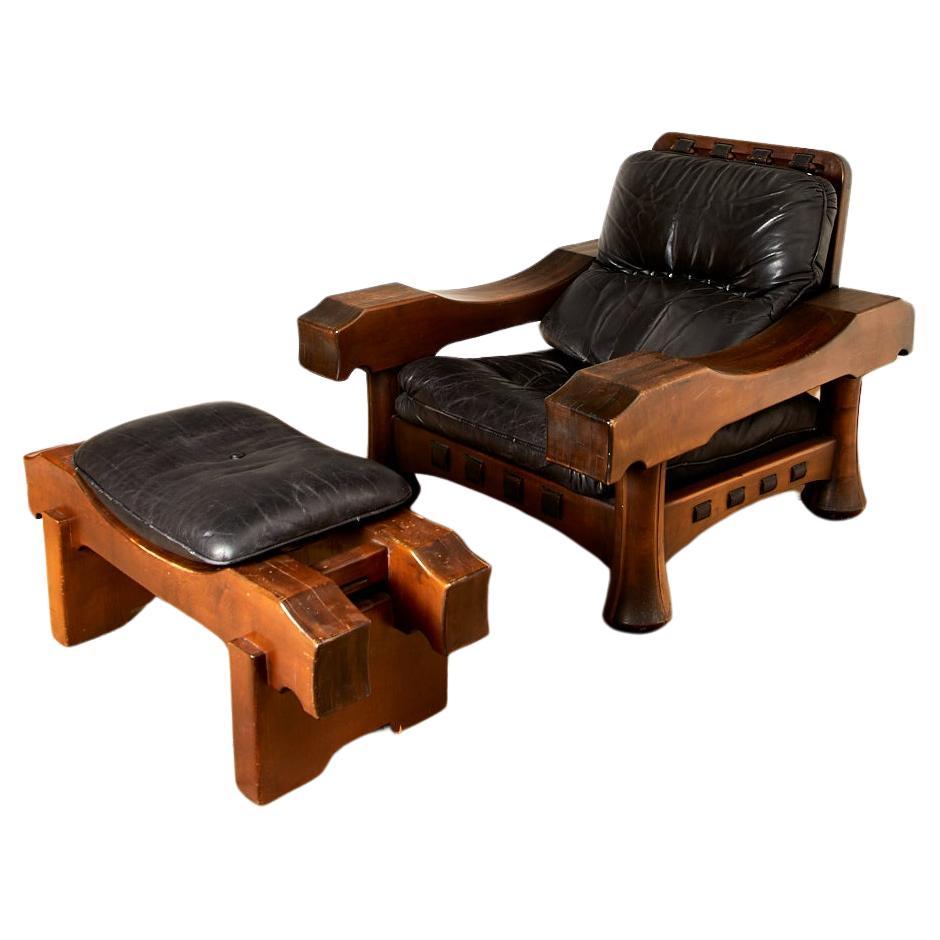 Luciano Frigerio (1928-1999), Fauteuil avec ottoman, vers 1970 en vente