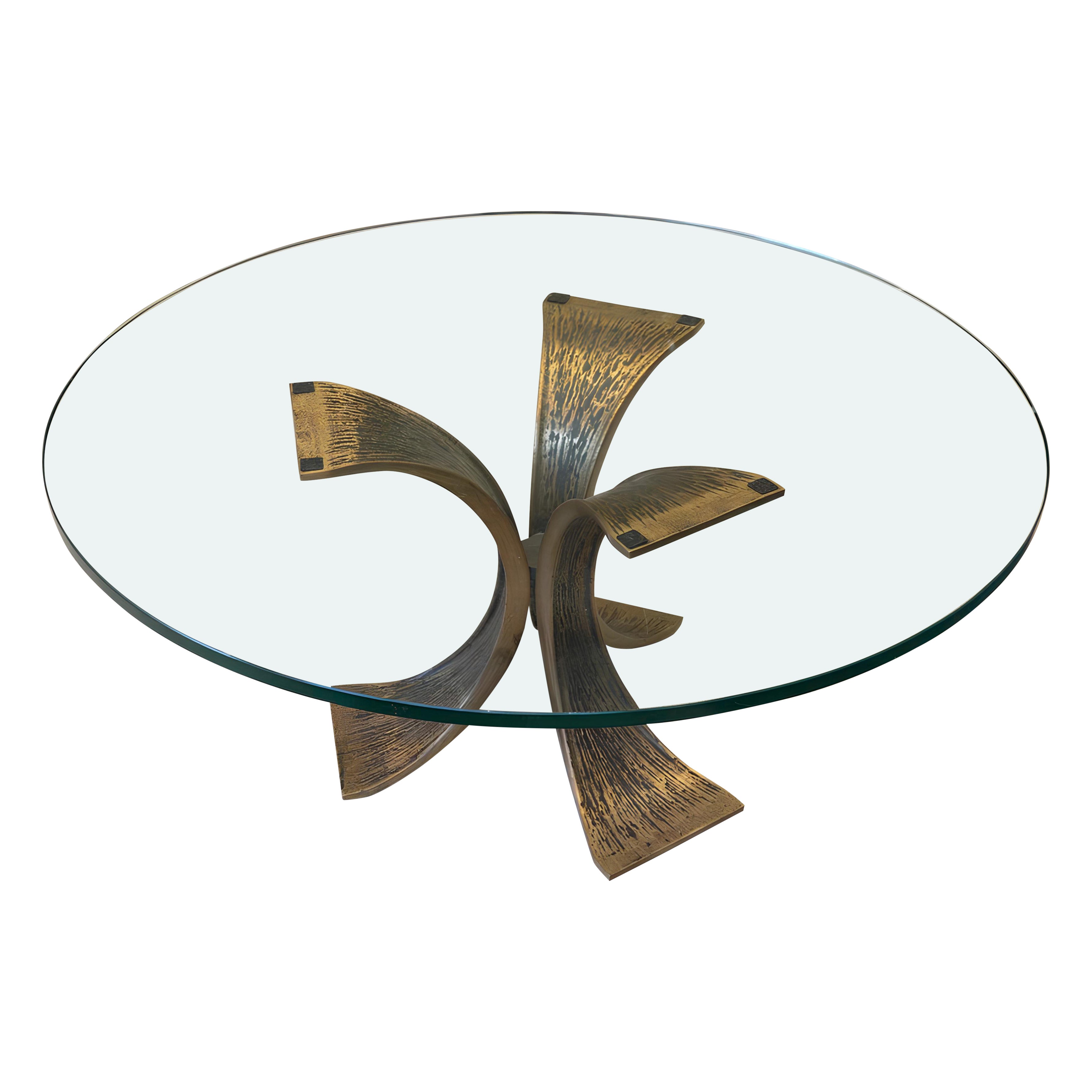 Luciano Frigerio 1928-1999 Brutalist Bronze Round Coffee Table circa 1975 For Sale
