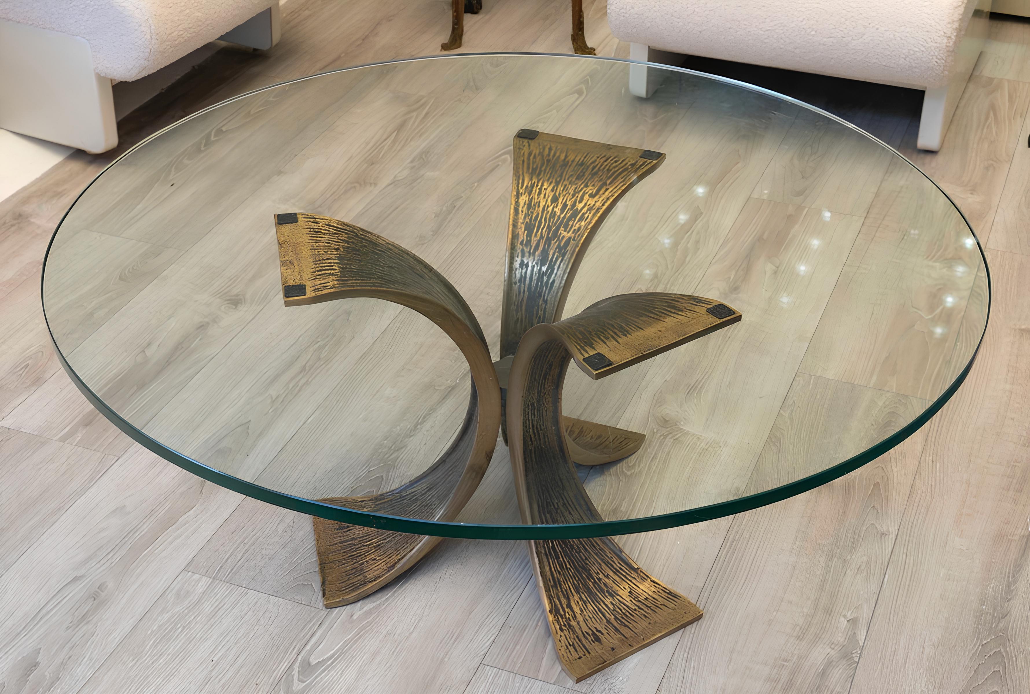 Luciano Frigerio 1928-1999 Brutalist Bronze Round Coffee Table circa 1975