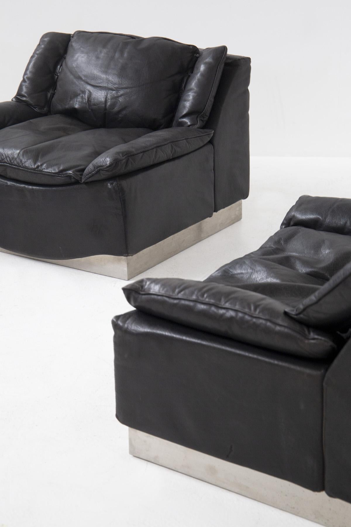 Luciano Frigerio Armchairs in Leather and Steel In Good Condition For Sale In Milano, IT
