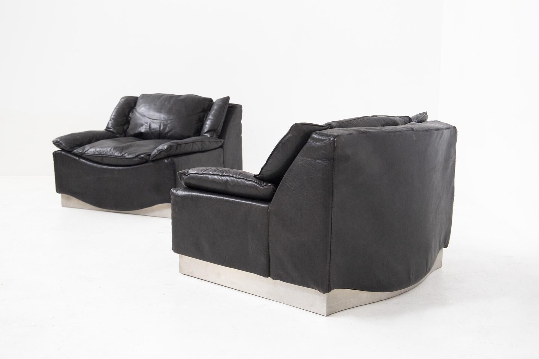 Mid-20th Century Luciano Frigerio Armchairs in Leather and Steel For Sale