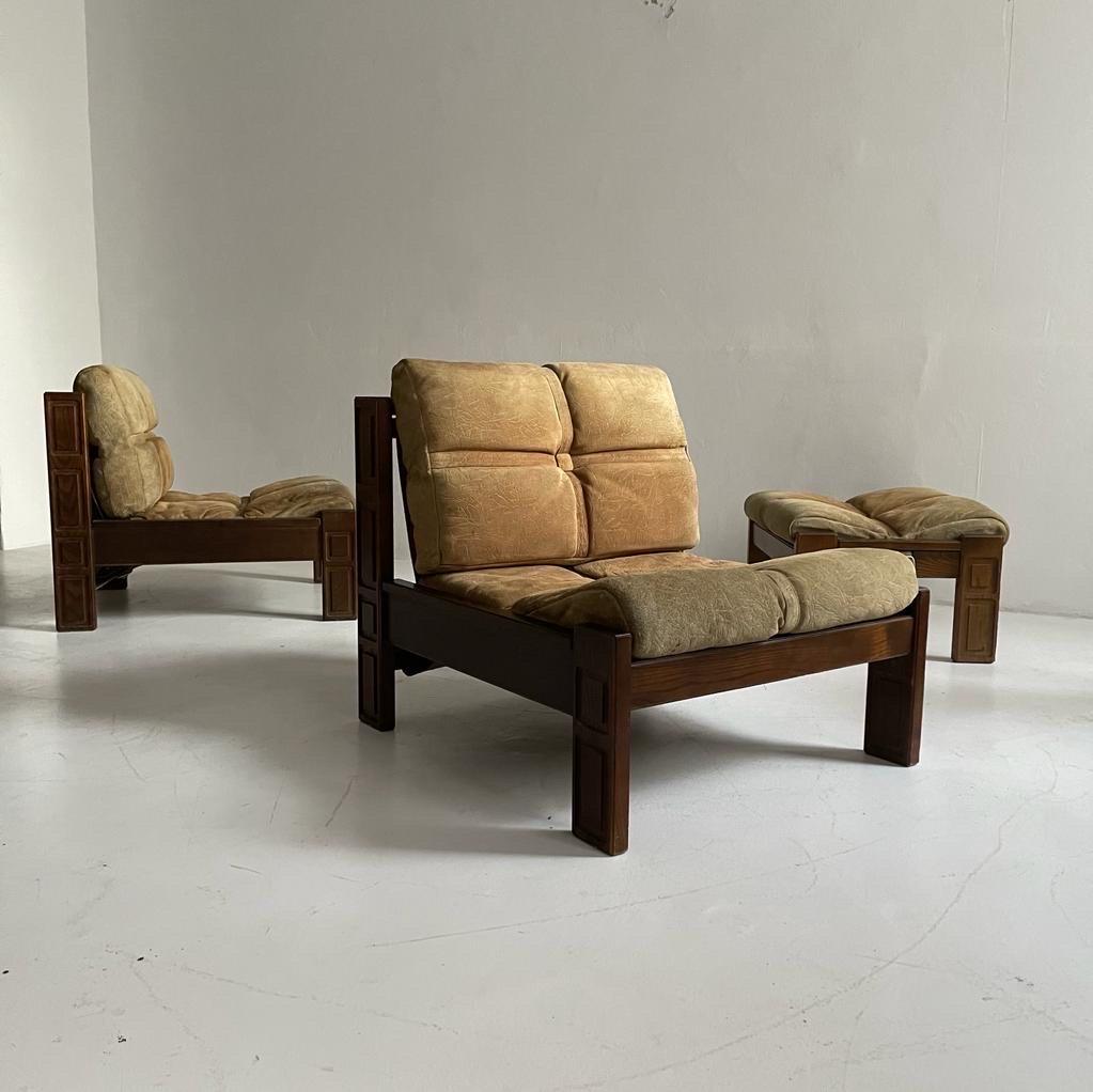 Italian Luciano Frigerio Attributed Lounge Chairs Pair and Ottoman Suede Leather, Italy For Sale