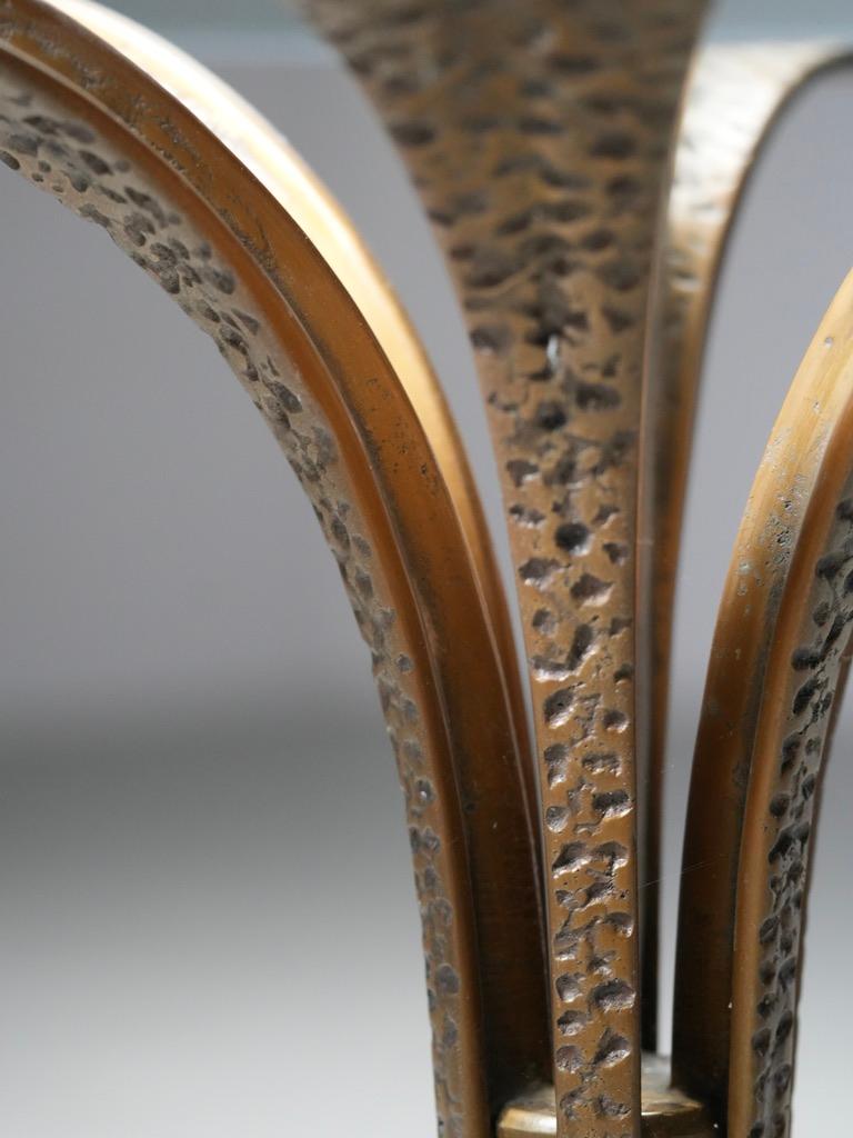 Luciano Frigerio Dining Table in hammered Brass and Glass, Italy, 1960's For Sale 1